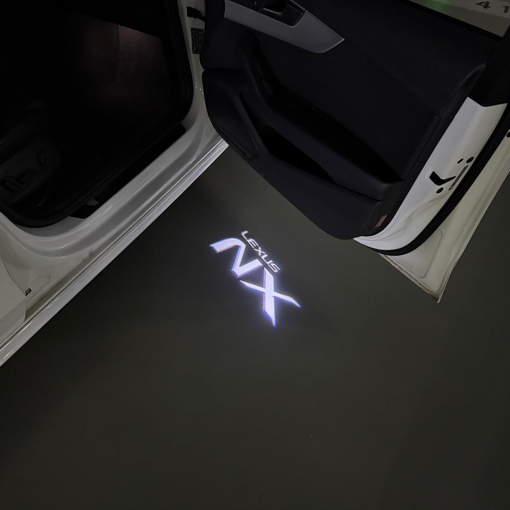 LEXUS LOGO PROJECTOR LIGHTS Nr.01 (الكمية 1 = 1 مجموعة / 2 أضواء باب)