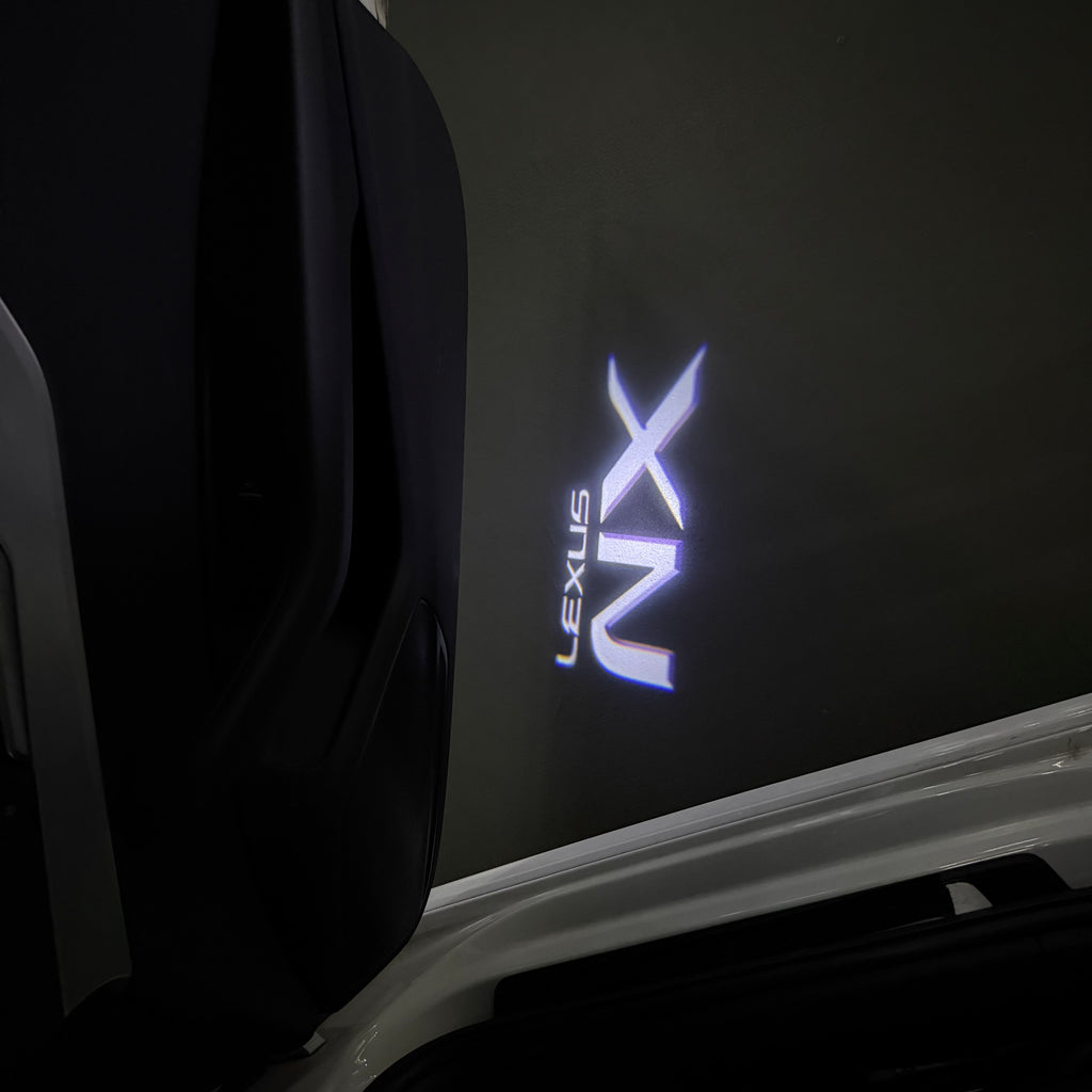 LEXUS LOGO PROJECTOR LIGHTS Nr.01 (الكمية 1 = 1 مجموعة / 2 أضواء باب)