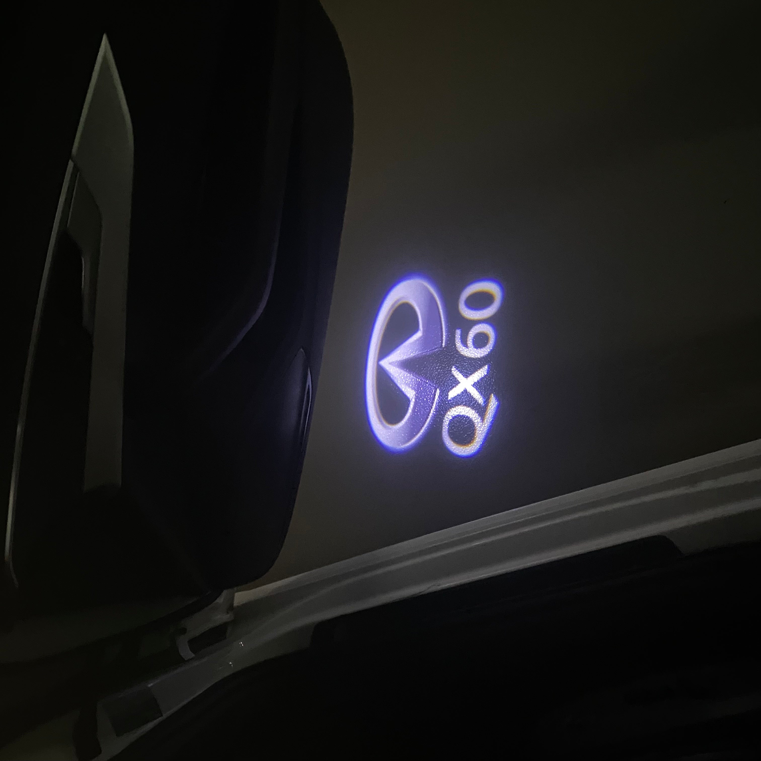 INFINITI QX60 LOGO PROJECROTR LIGHTS Nr.88 (quantity 1 = 1 sets/2 door lights)