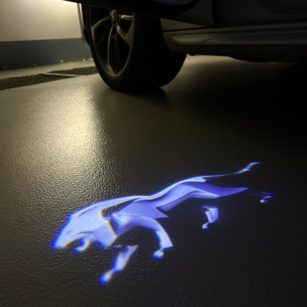 BMW M3 LOGO PROJECTOR LIGHTS Nr.24 (الكمية 1 = 1 مجموعة / 2 أضواء باب)