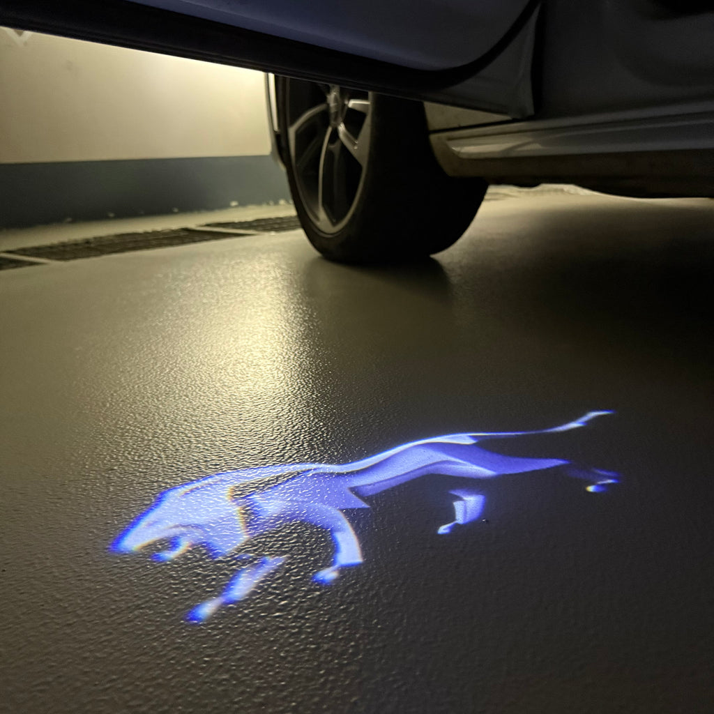 BMW M3 LOGO PROJECTOR LIGHTS Nr.24 (الكمية 1 = 1 مجموعة / 2 أضواء باب)
