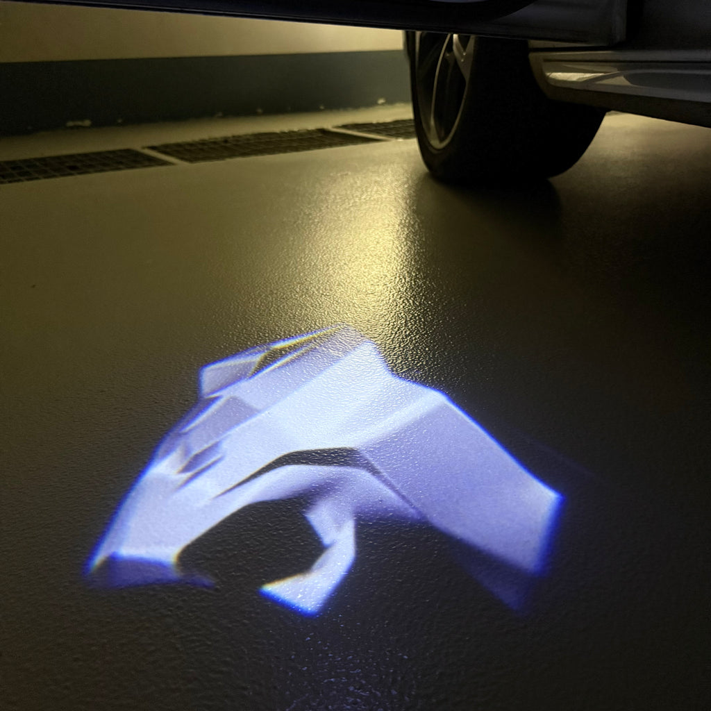 BMW M3 LOGO PROJECTOR LIGHTS Nr.24 (الكمية 1 = 1 مجموعة / 2 أضواء باب)