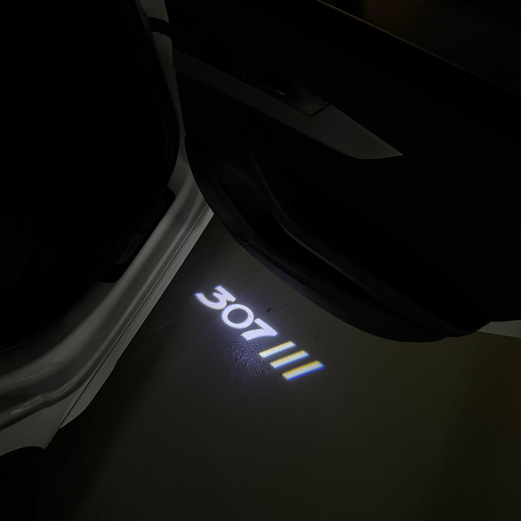 BMW M3 LOGO PROJECTOR LIGHTS Nr.24 (الكمية 1 = 1 مجموعة / 2 أضواء باب)