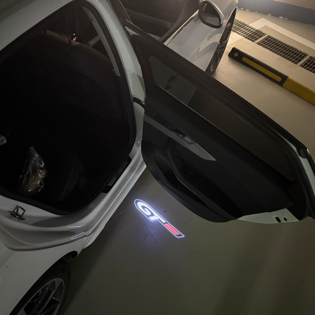 BMW M3 LOGO PROJECTOR LIGHTS Nr.24 (الكمية 1 = 1 مجموعة / 2 أضواء باب)