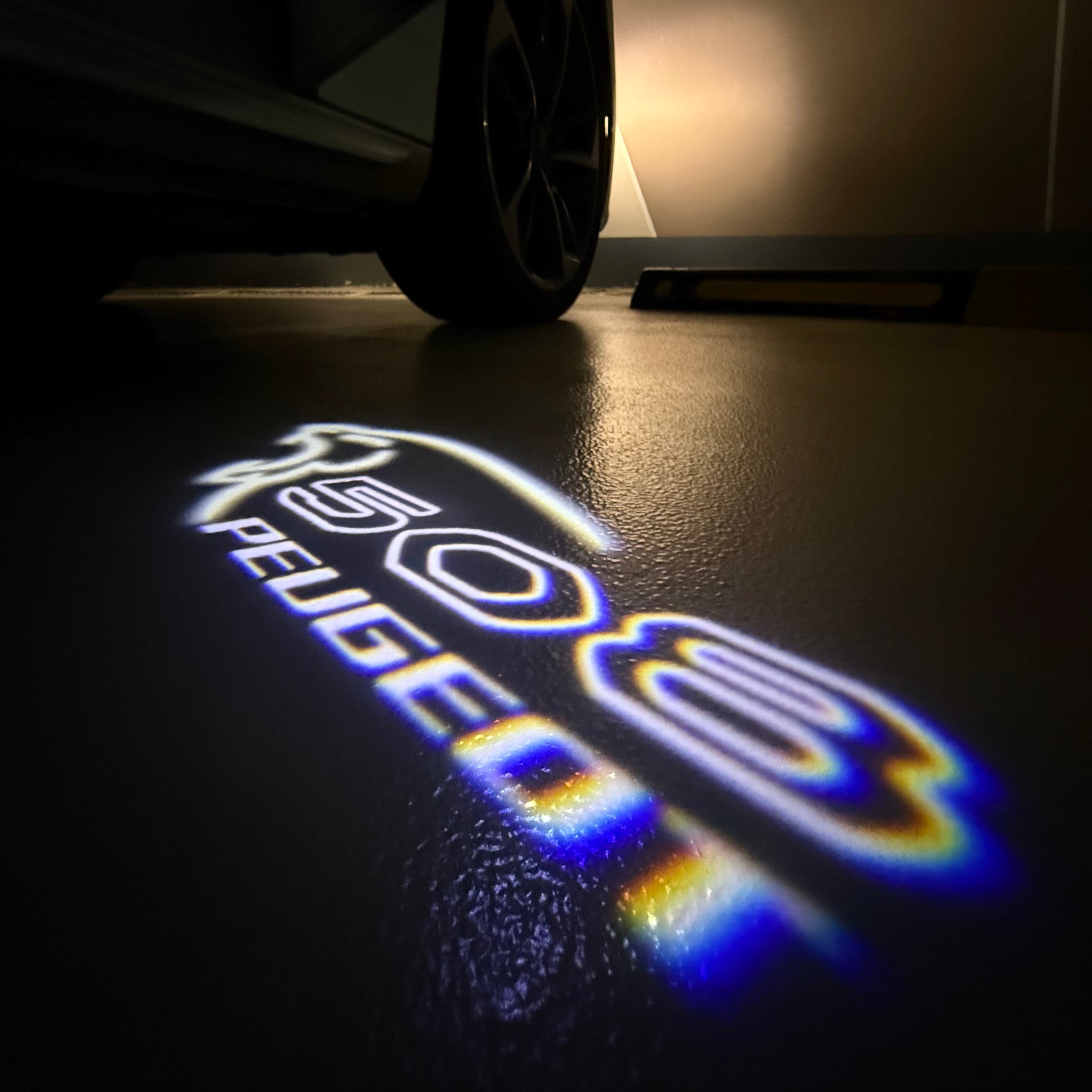 BMW M3 LOGO PROJECTOR LIGHTS Nr.24 (الكمية 1 = 1 مجموعة / 2 أضواء باب)