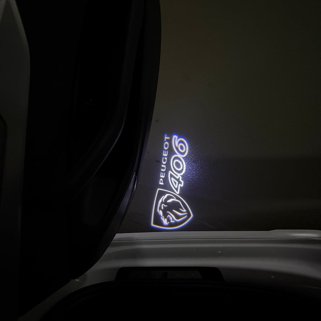BMW M3 LOGO PROJECTOR LIGHTS Nr.24 (الكمية 1 = 1 مجموعة / 2 أضواء باب)