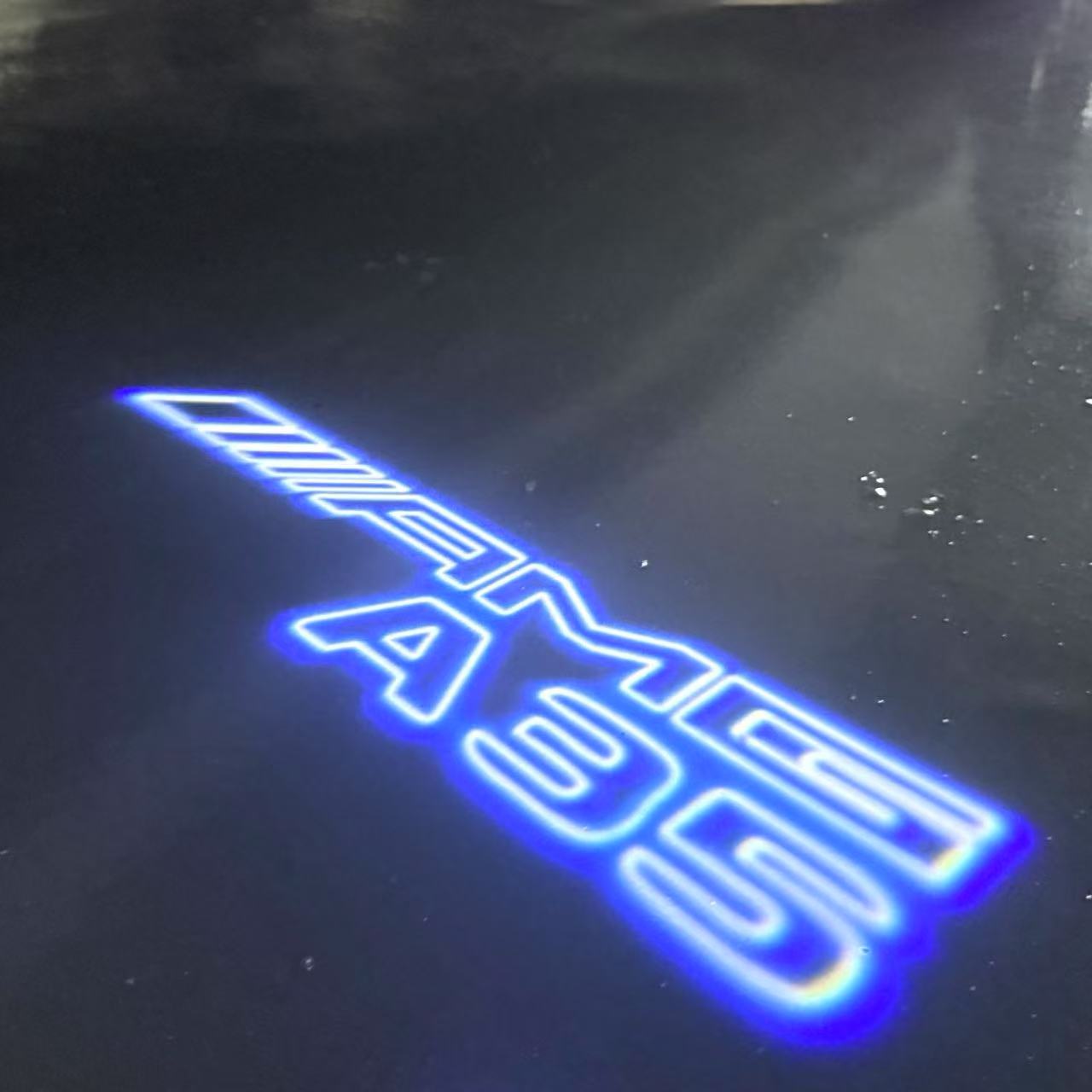 MERCEDES BENZ A35 AMG  LOGO PROJECTOR LIGHTS  (quantity 1 = 1 sets/2 door lights)Nr.03f021