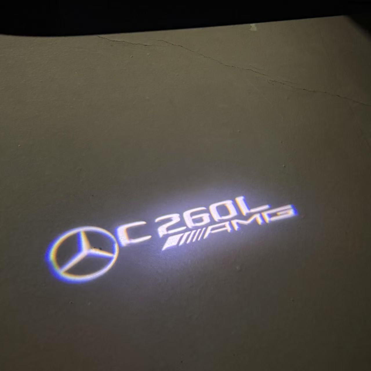 MERCEDES BENZ  C 260L AMG LOGO PROJECTOT LIGHTS  (quantity 1 = 1 sets/2 door lights)Nr.03f031