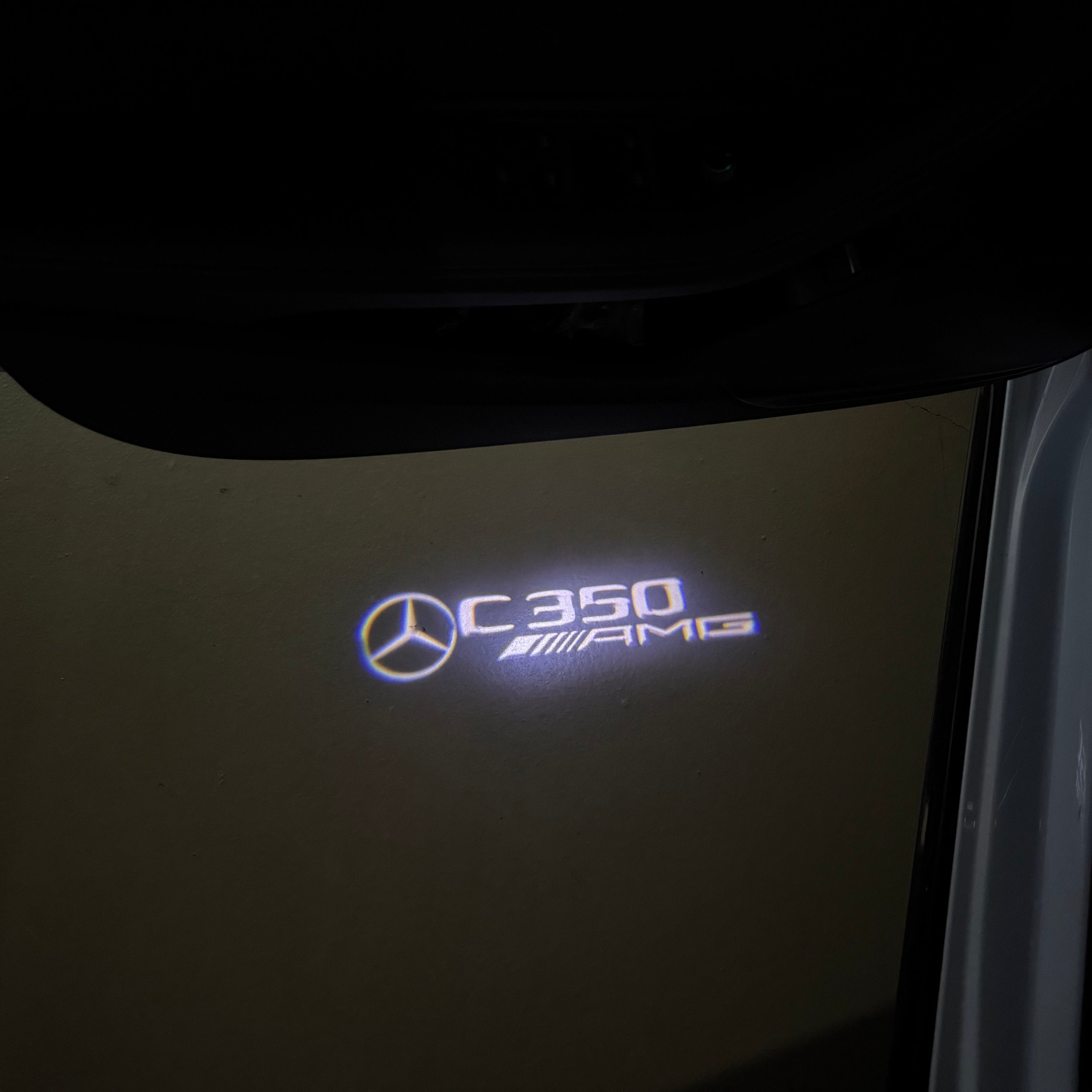 MERCEDES BENZ  C 350 AMG LOGO PROJECTOT LIGHTS  (quantity 1 = 1 sets/2 door lights)Nr.03f042