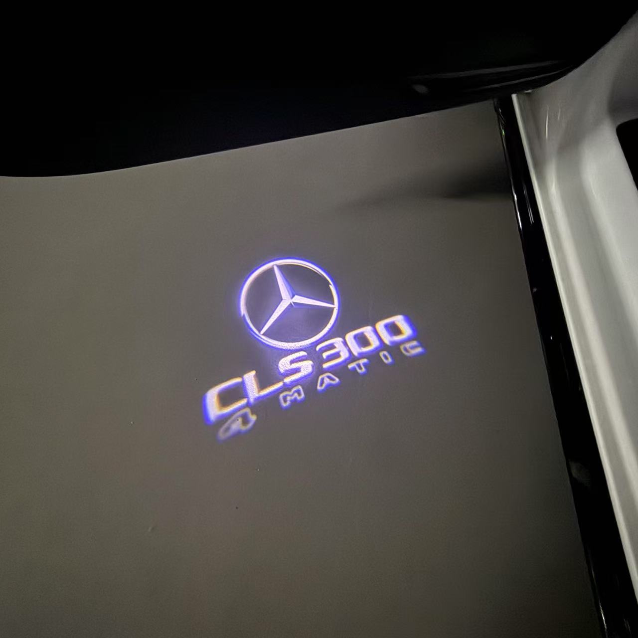 MERCEDES BENZ  CLS 300 LOGO PROJECTOT LIGHTS  (quantity 1 = 1 sets/2 door lights)Nr.03f024