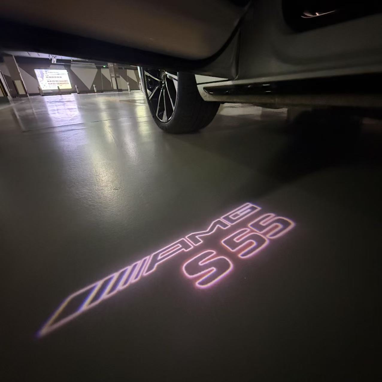 MERCEDES BENZ S 55 AMG LOGO PROJECTOR LIGHTS  (quantity 1 = 1 sets/2 door lights)Nr.03f03