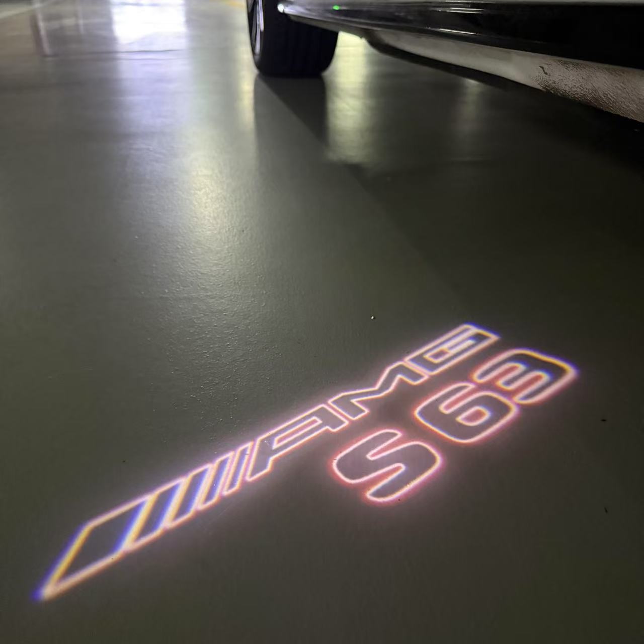 MERCEDES BENZ S 63 AMG LOGO PROJECTOR LIGHTS  (quantity 1 = 1 sets/2 door lights)Nr.03f08