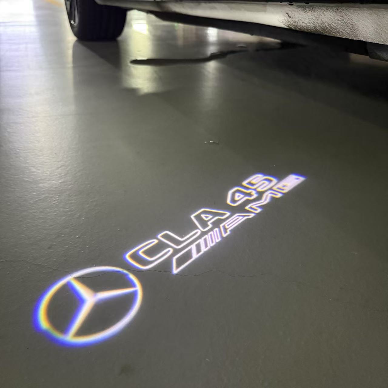 MERCEDES BENZ CLA 45 AMG   LOGO PROJECTOT LIGHTS  (quantity 1 = 1 sets/2 door lights)Nr.03f010