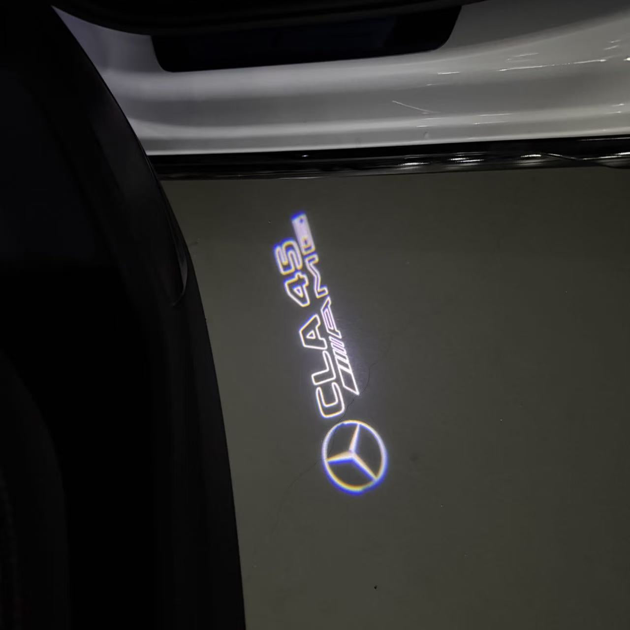 MERCEDES BENZ CLA 45 AMG   LOGO PROJECTOT LIGHTS  (quantity 1 = 1 sets/2 door lights)Nr.03f010