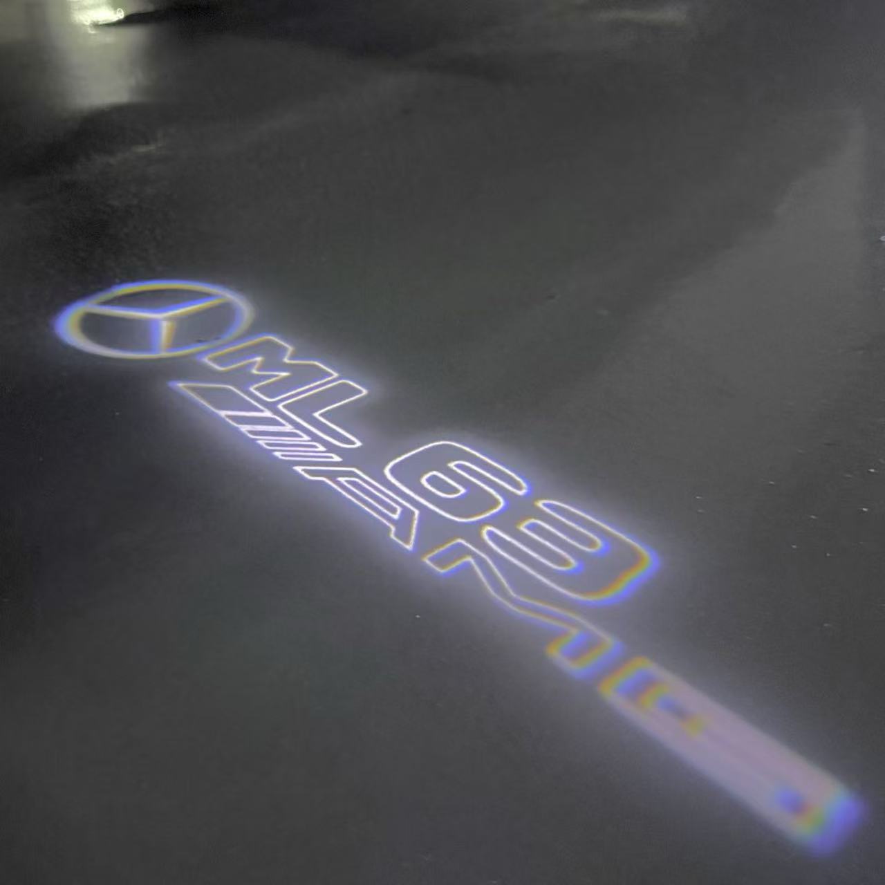MERCEDES BENZ ML 63 AMG LOGO PROJECTOR LIGHTS  (quantity 1 = 1 sets/2 door lights)Nr.03f09