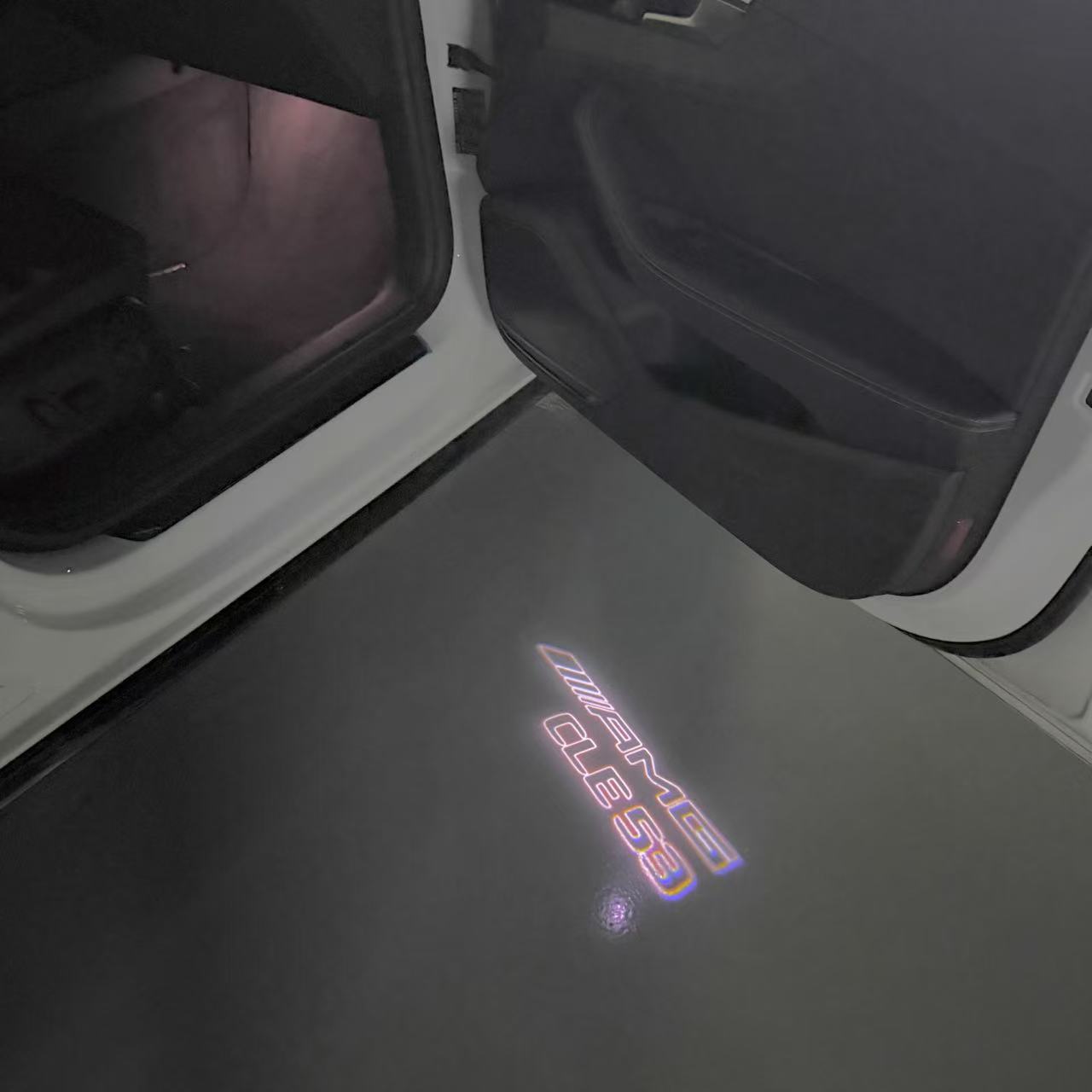 MERCEDES BENZ CLE 53 AMG  LOGO PROJECTOT LIGHTS  (quantity 1 = 1 sets/2 door lights)Nr.03f05
