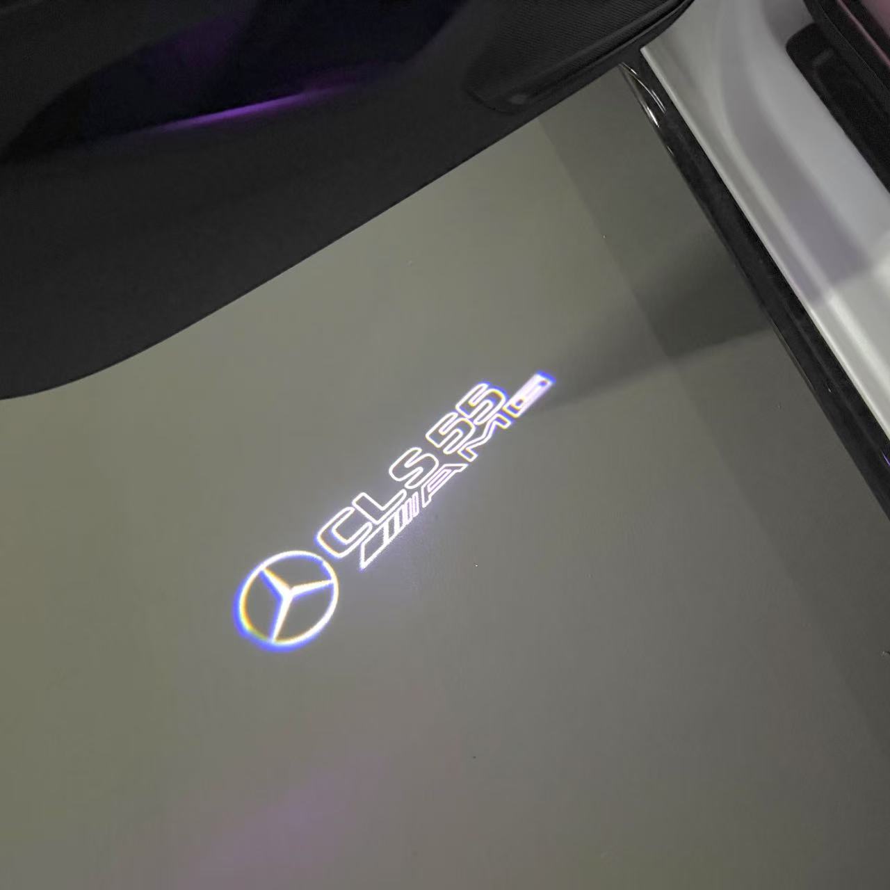 MERCEDES BENZ  CLS 55 AMG LOGO PROJECTOT LIGHTS  (quantity 1 = 1 sets/2 door lights)Nr.03f09