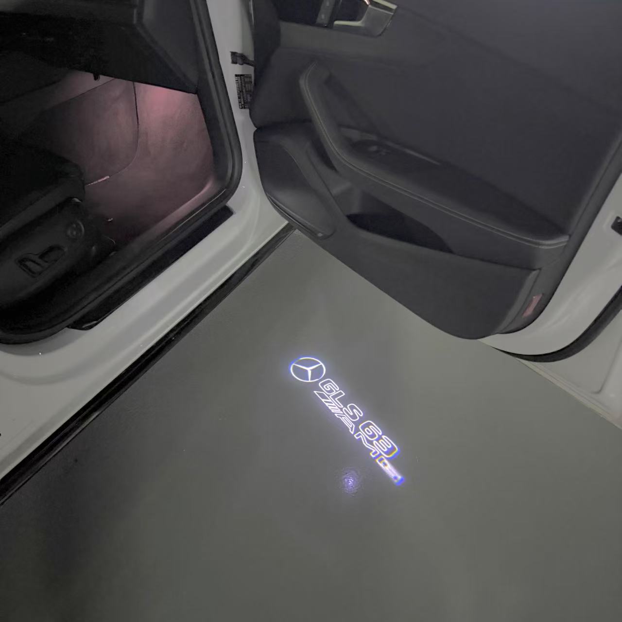 MERCEDES BENZ GLS 63 AMG LOGO PROJECTOR LIGHTS  (quantity 1 = 1 sets/2 door lights)Nr.03f028