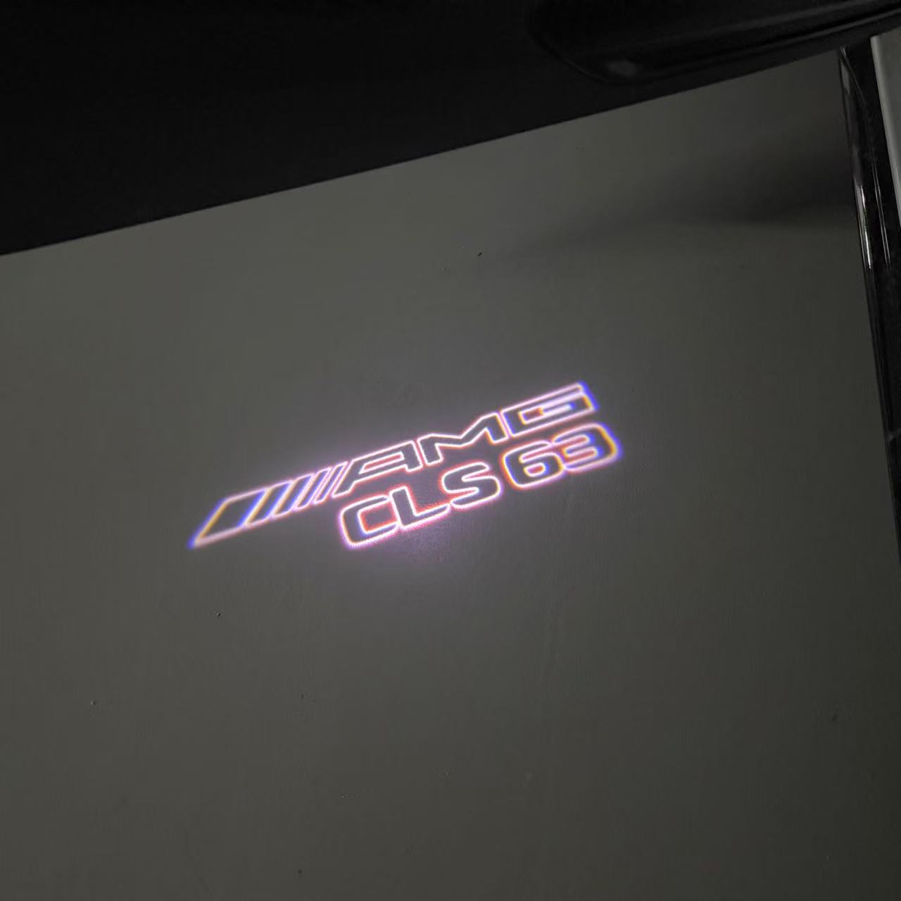 MERCEDES BENZ  CLS 63 AMG  LOGO PROJECTOT LIGHTS  (quantity 1 = 1 sets/2 door lights)Nr.03f013