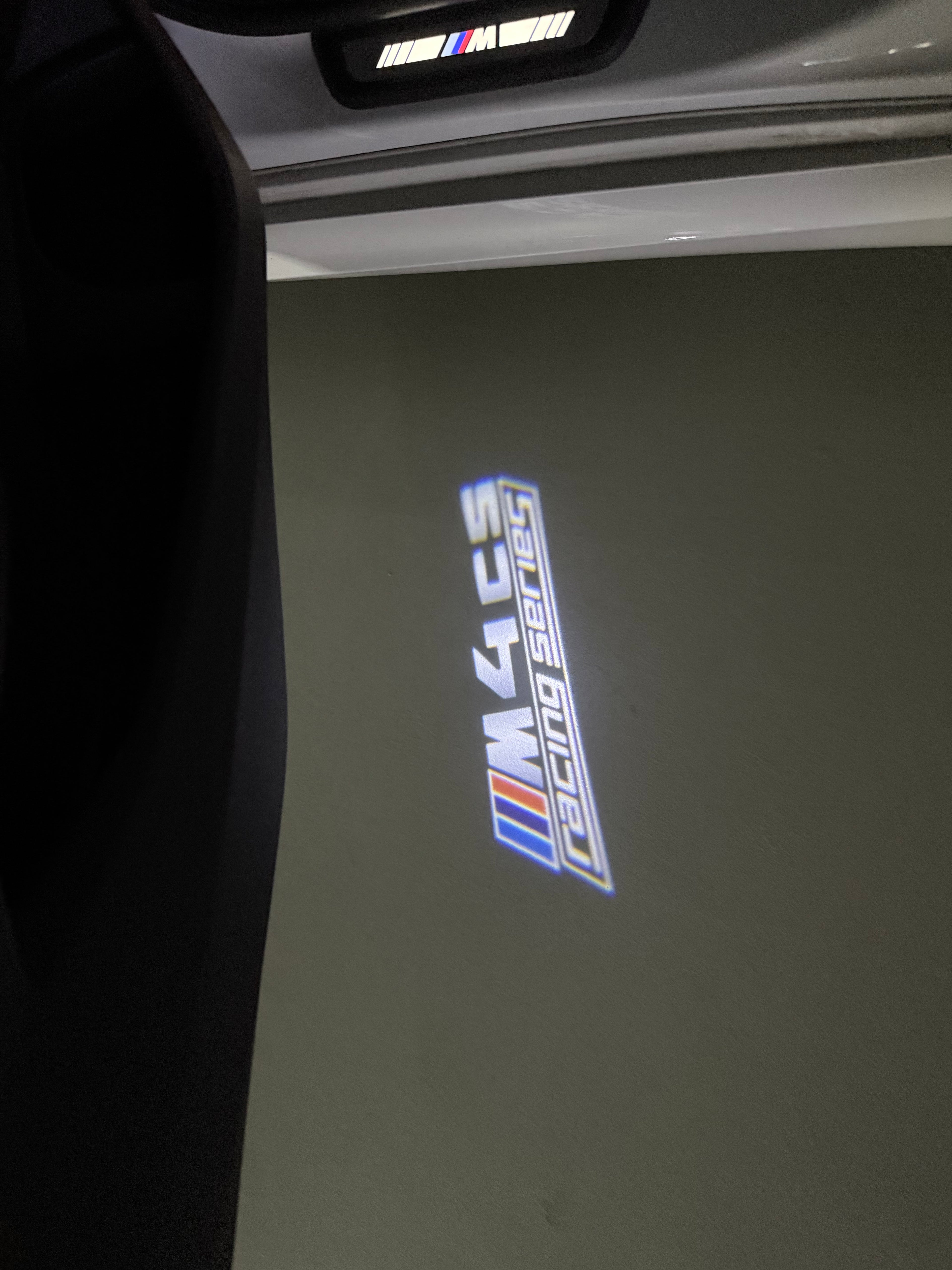 BMW 4 SERIES M4  LOGO PROJECTOT LIGHTS (quantity 1 = 1 sets/2 door lights) Nr.6024q49