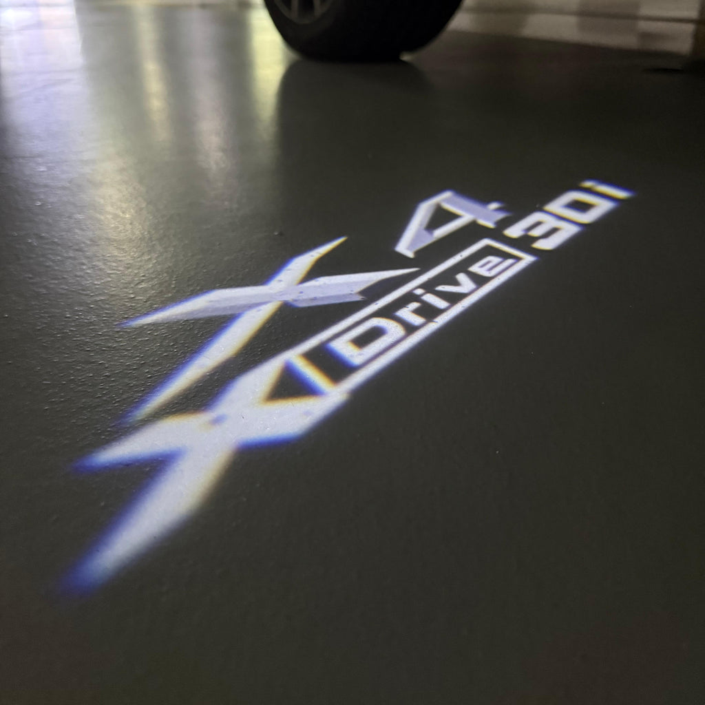 BMW M3 LOGO PROJECTOR LIGHTS Nr.24 (الكمية 1 = 1 مجموعة / 2 أضواء باب)