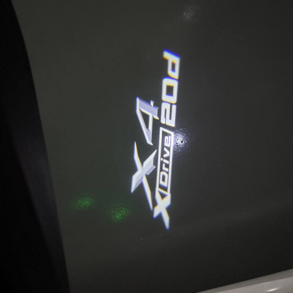 BMW M3 LOGO PROJECTOR LIGHTS Nr.24 (الكمية 1 = 1 مجموعة / 2 أضواء باب)