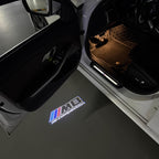 BMW M3 LOGO PROJECTOR LIGHTS Nr.24 (الكمية 1 = 1 مجموعة / 2 أضواء باب)
