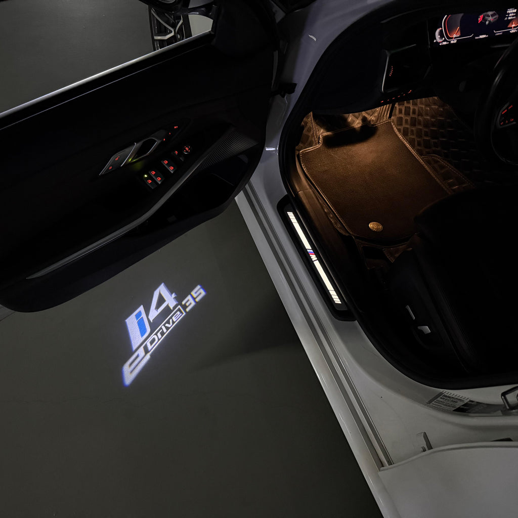BMW M3 LOGO PROJECTOR LIGHTS Nr.24 (الكمية 1 = 1 مجموعة / 2 أضواء باب)