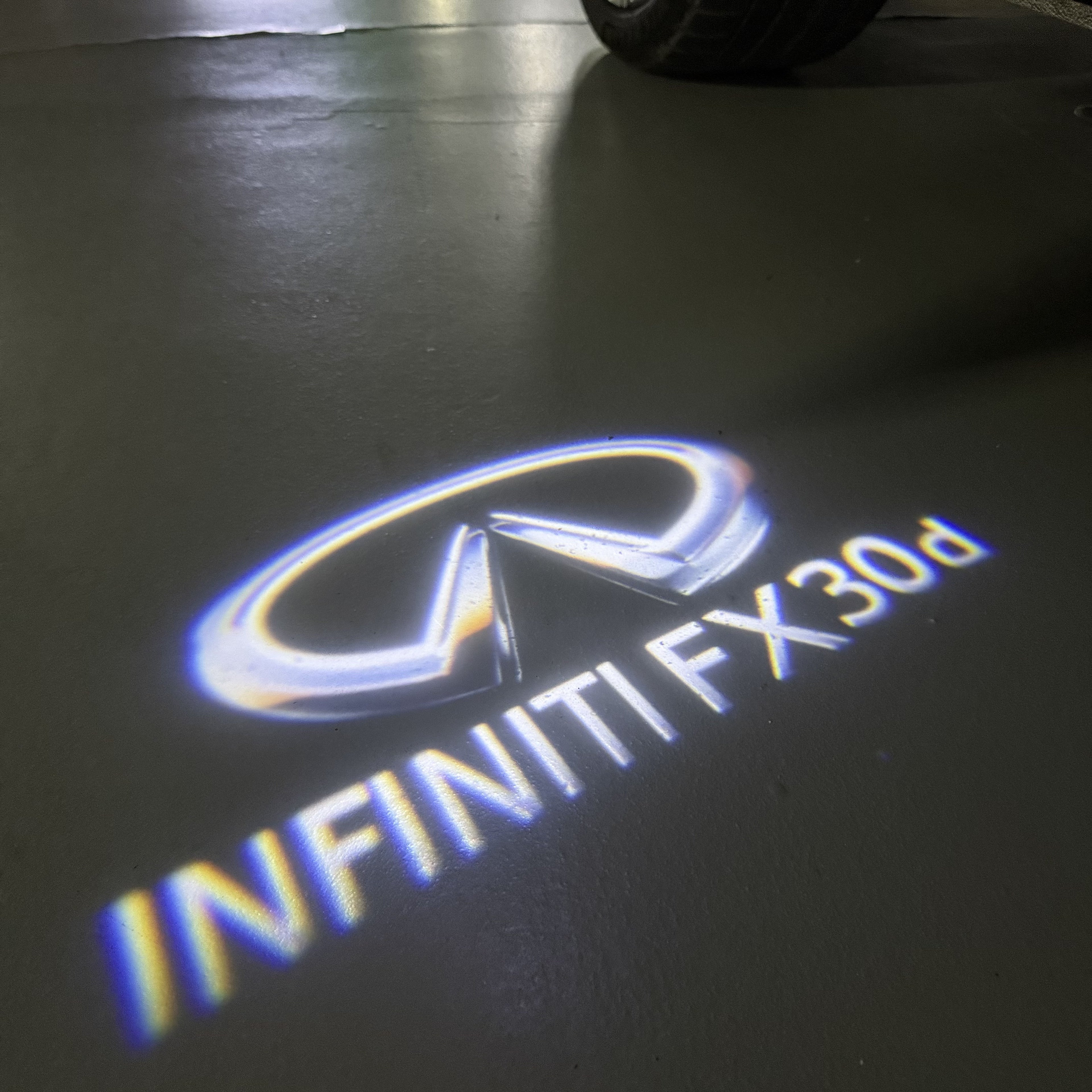 INFINITI  FX30d LOGO PROJECROTR LIGHTS  (quantity 1 = 1 sets/2 door lights)Nr.74A78