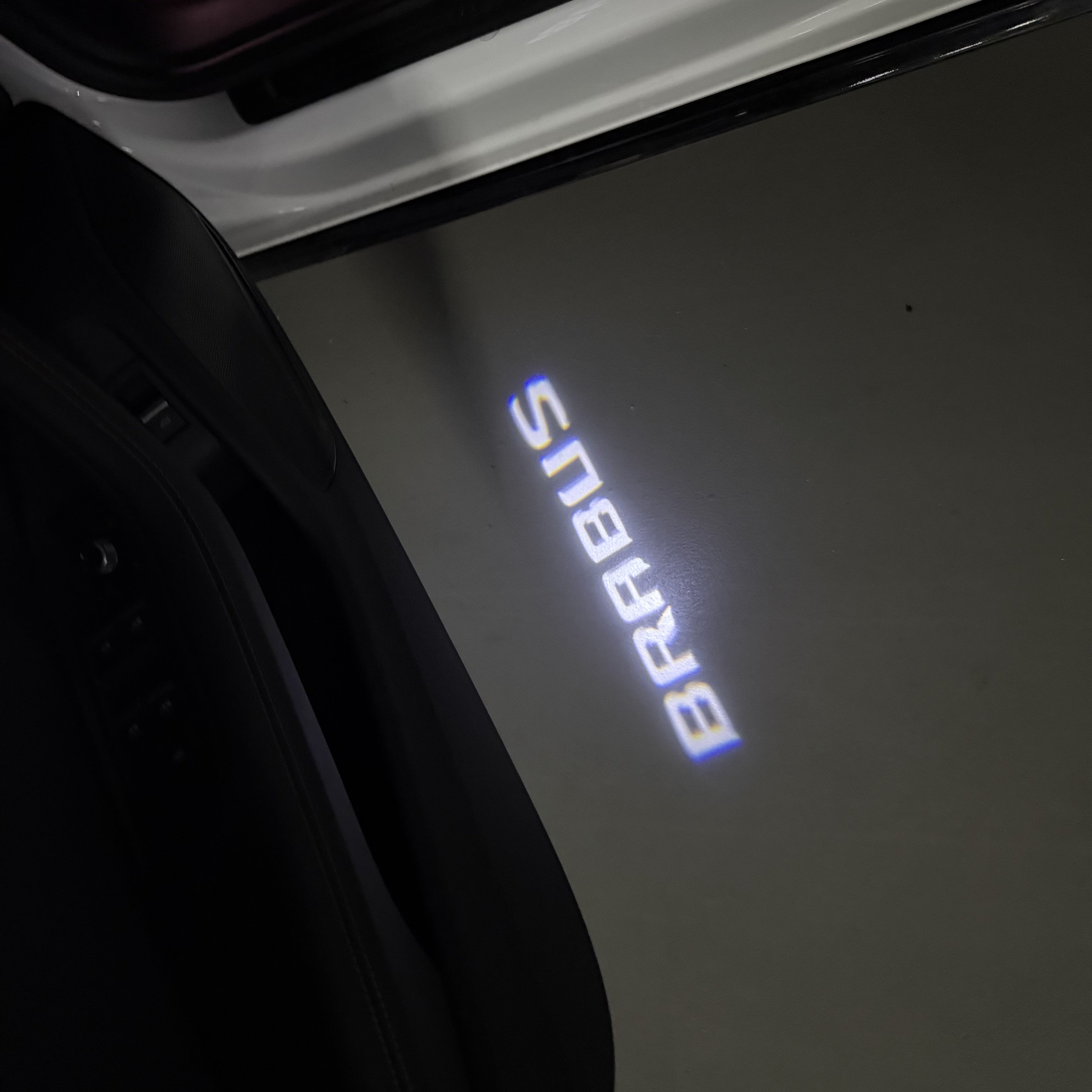 MERCEDES BENZ BRABUS LOGO PROJECTOT LIGHTS(quantity 1 = 1 sets/2 door lights) Nr.03f 010