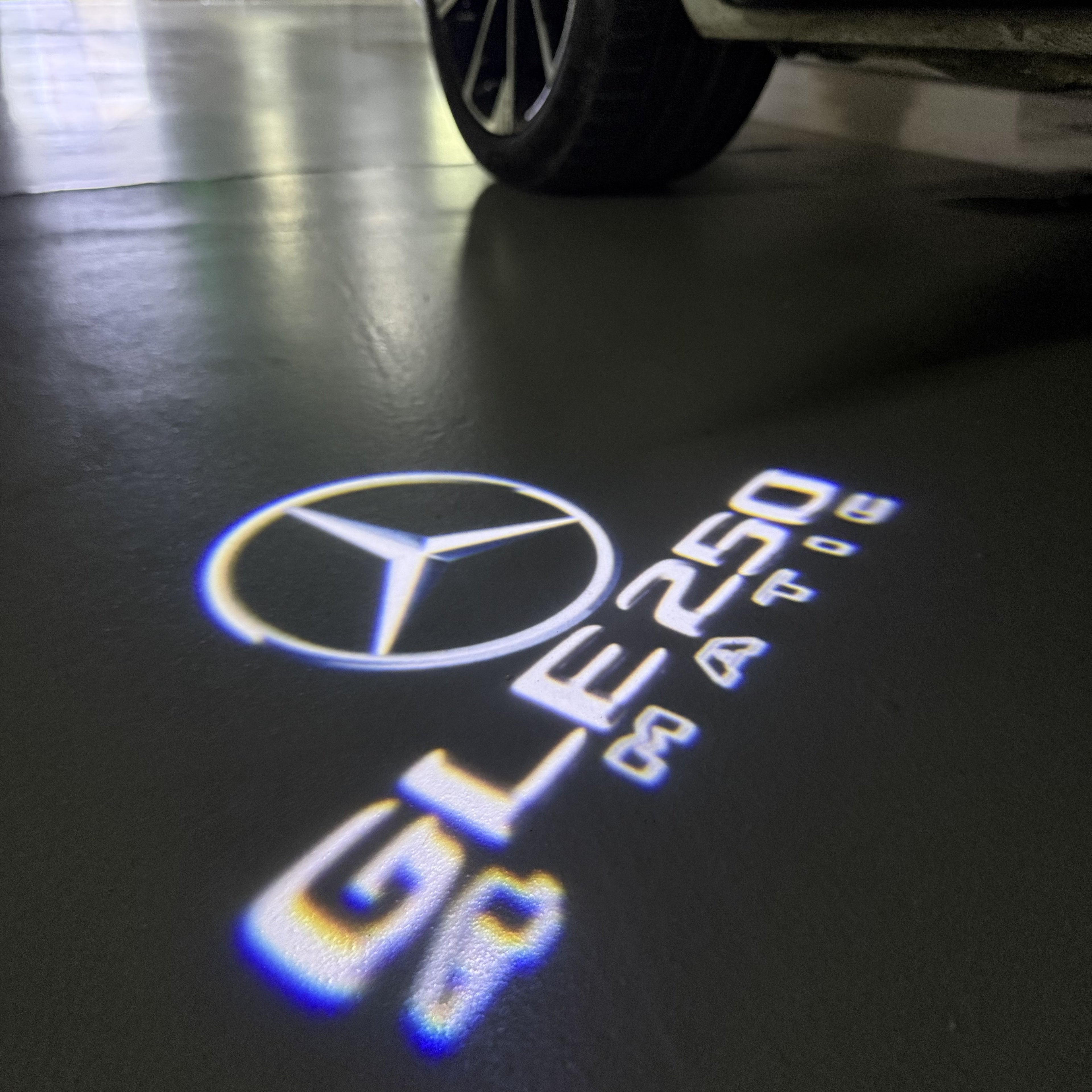 MERCEDES BENZ GLE 250 LOGO PROJECTOR LIGHTS  (quantity 1 = 1 sets/2 door lights)Nr.03f041
