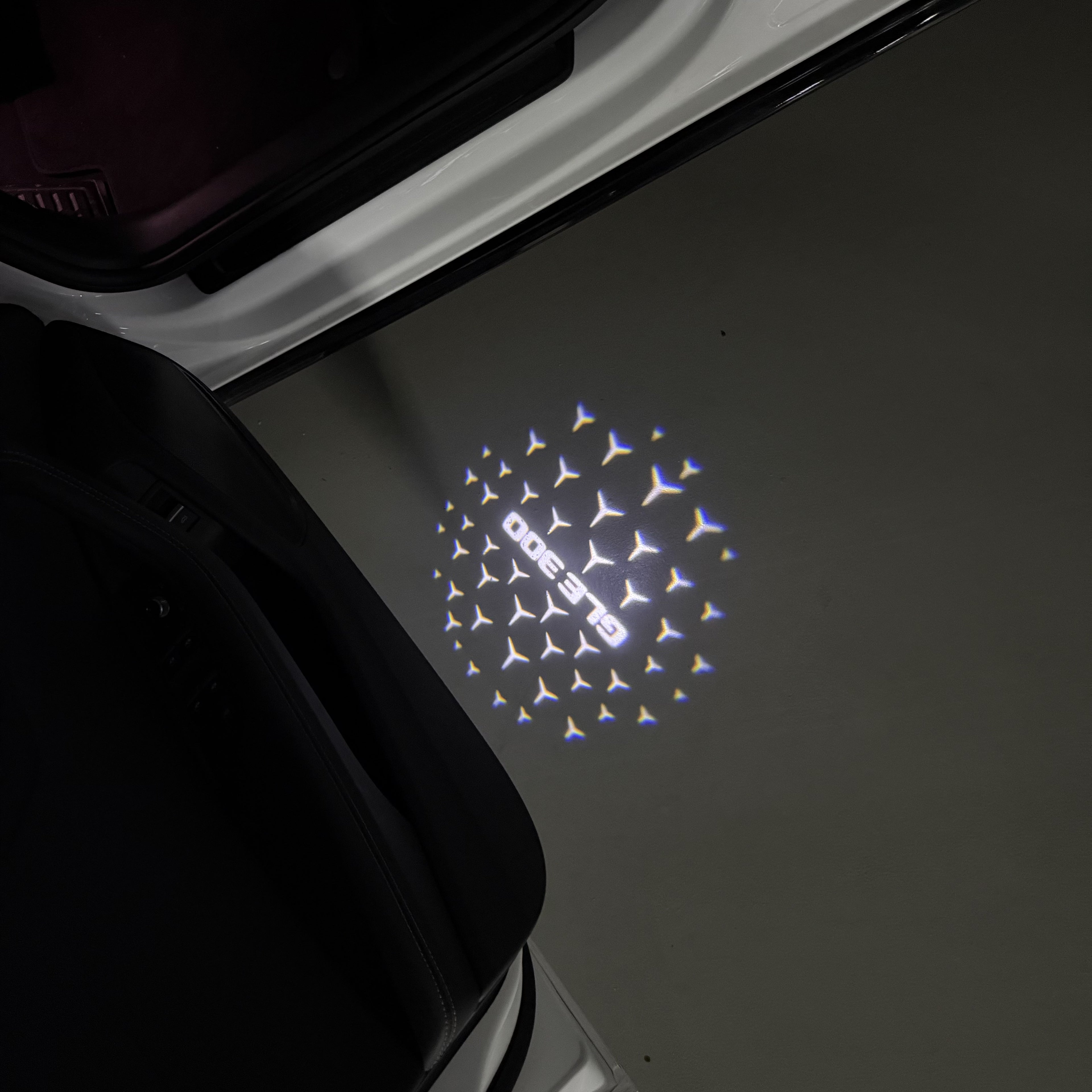 MERCEDES BENZ GLE 300 LOGO PROJECTOR LIGHTS  (quantity 1 = 1 sets/2 door lights)Nr.03f045