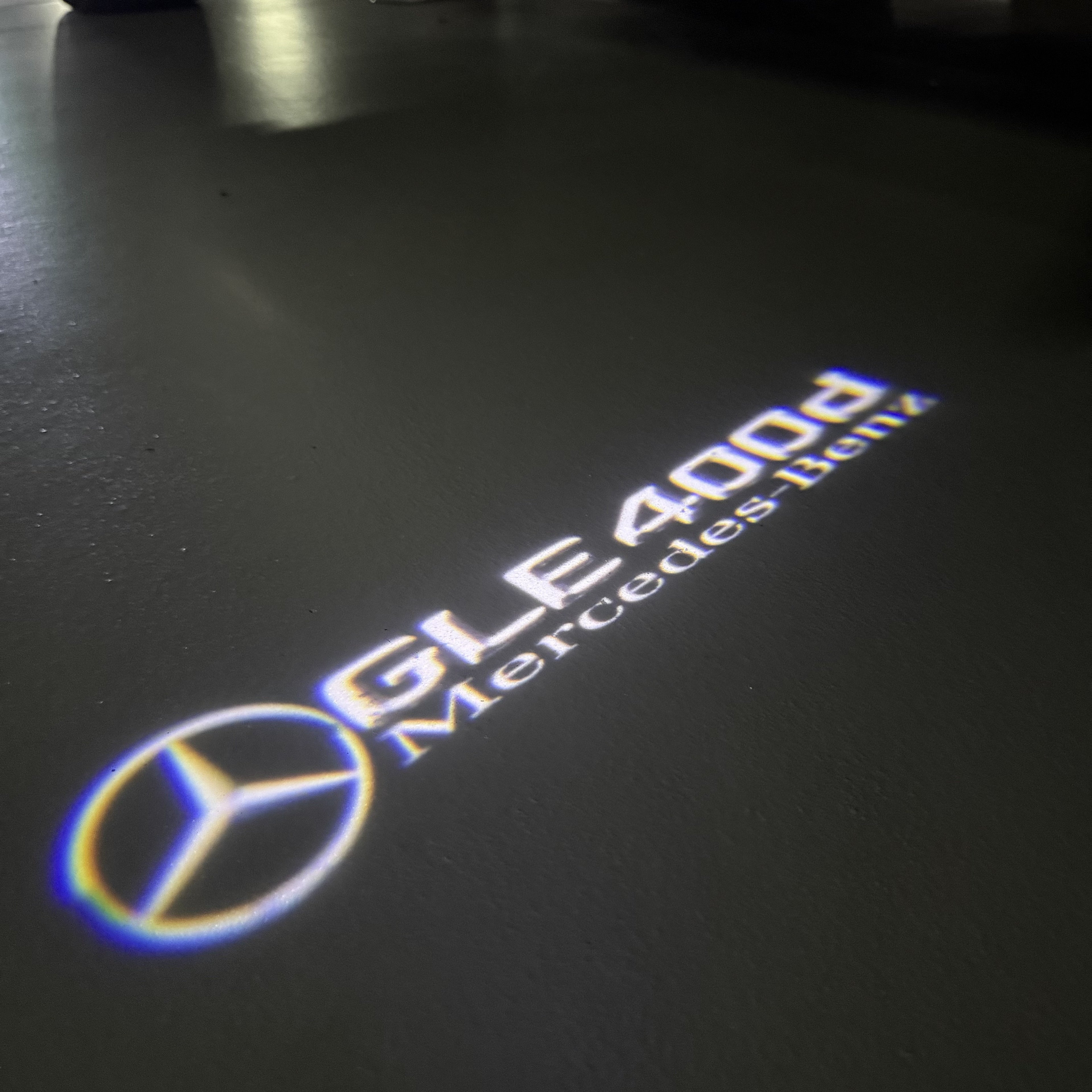 MERCEDES BENZ GLE 400d LOGO PROJECTOR LIGHTS  (quantity 1 = 1 sets/2 door lights)Nr.03f049