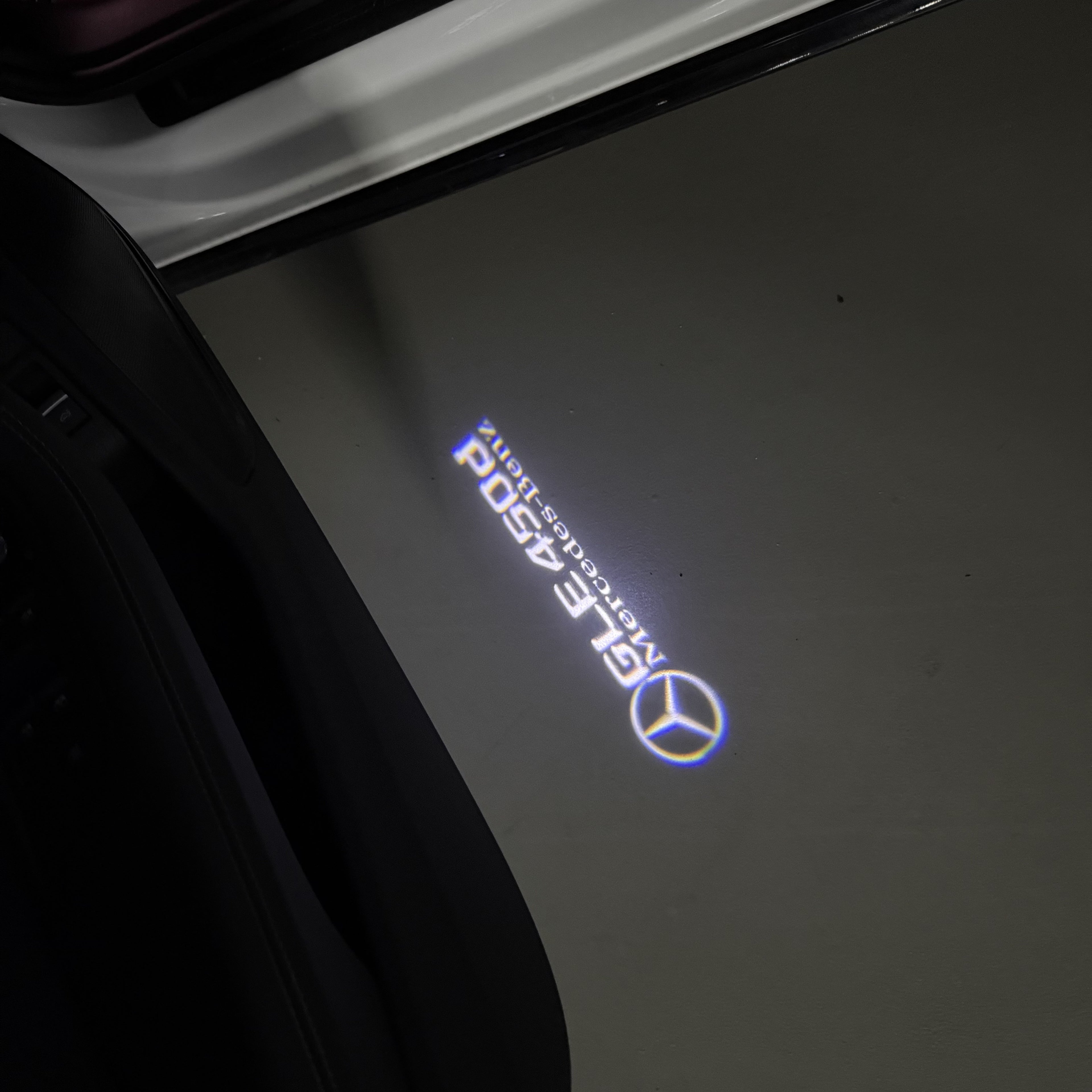 MERCEDES BENZ GLE 450d LOGO PROJECTOR LIGHTS  (quantity 1 = 1 sets/2 door lights)Nr.03f052