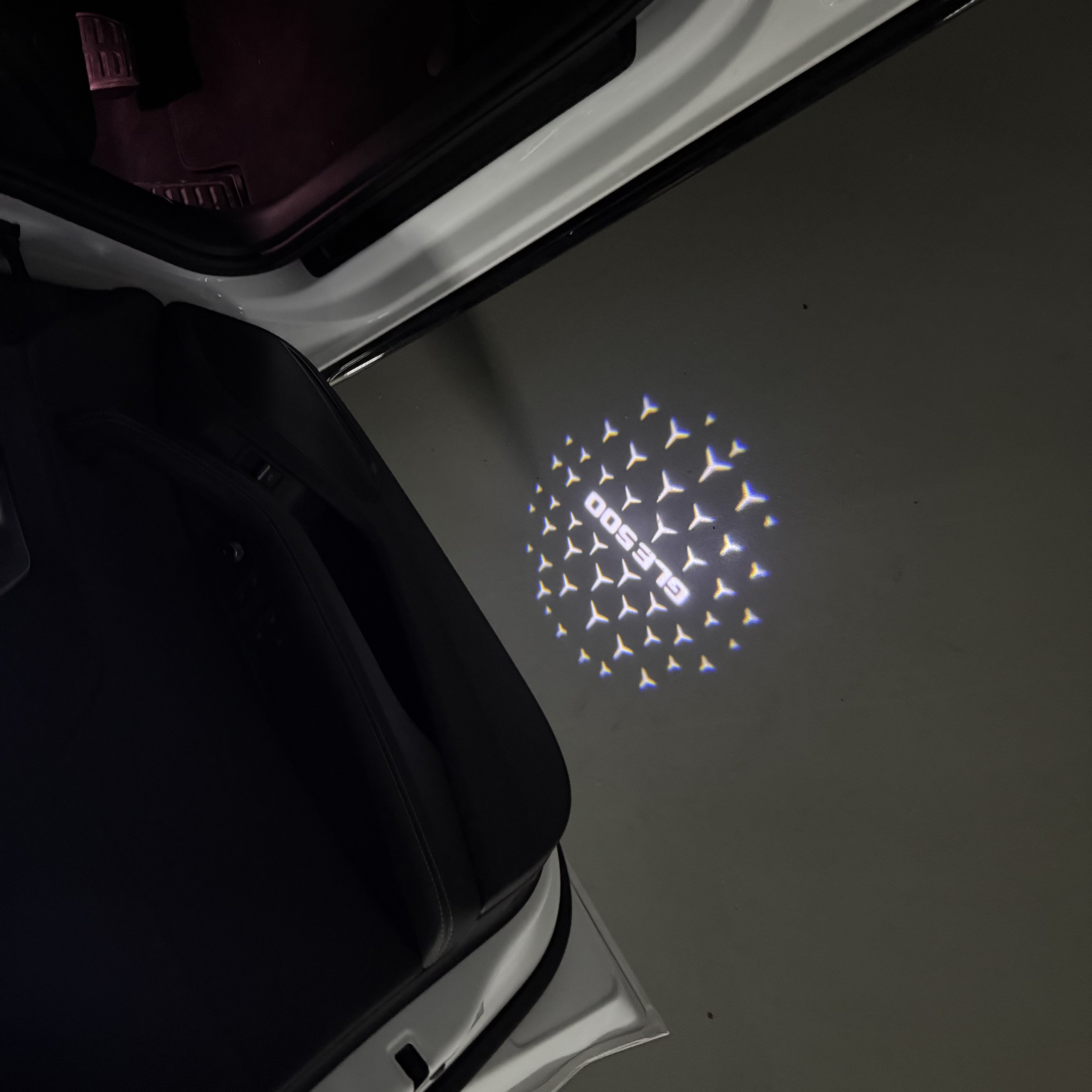 MERCEDES BENZ GLE 500 LOGO PROJECTOR LIGHTS  (quantity 1 = 1 sets/2 door lights)Nr.03f054