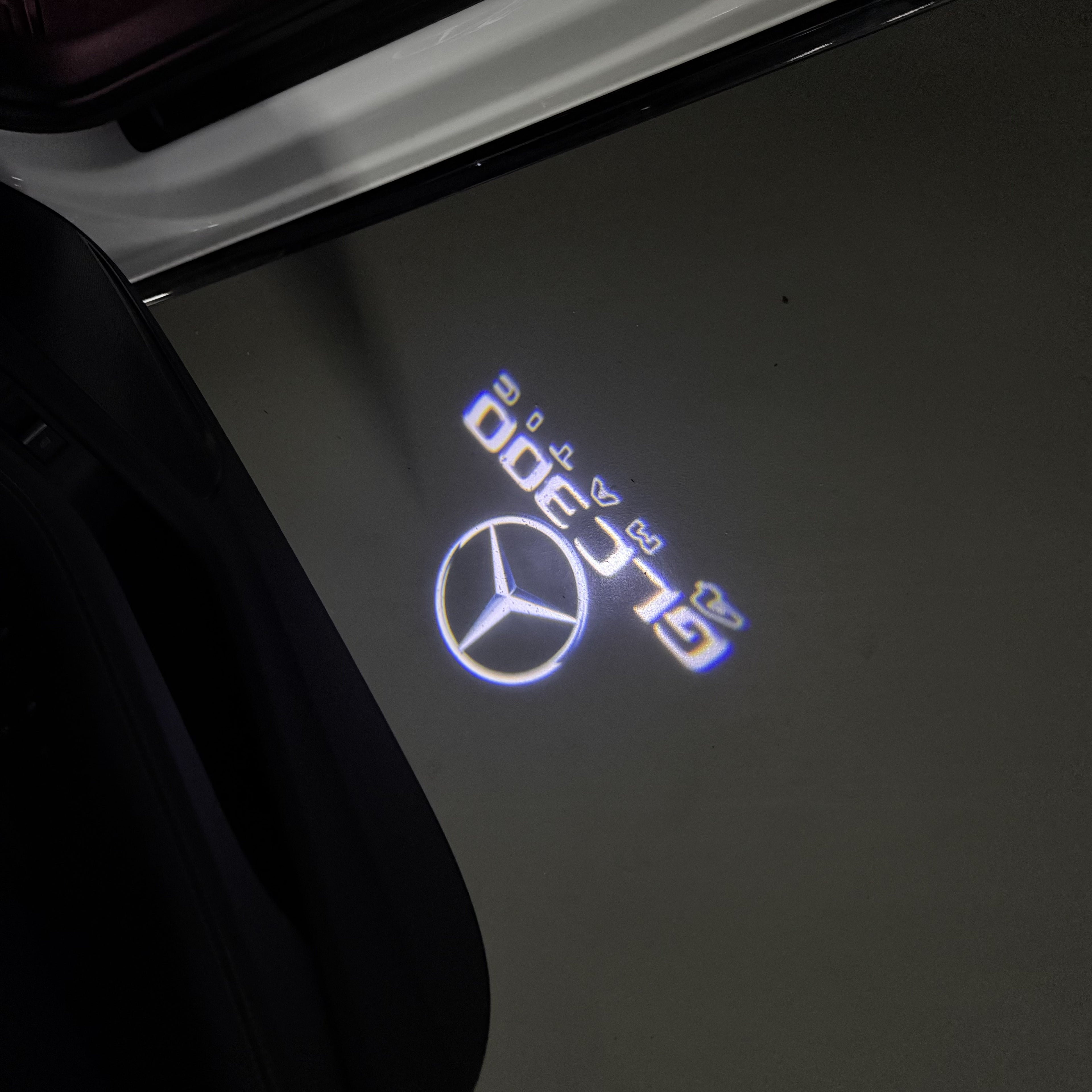 MERCEDES BENZ GLC 300 LOGO PROJECTOR LIGHTS  (quantity 1 = 1 sets/2 door lights)Nr.03f044