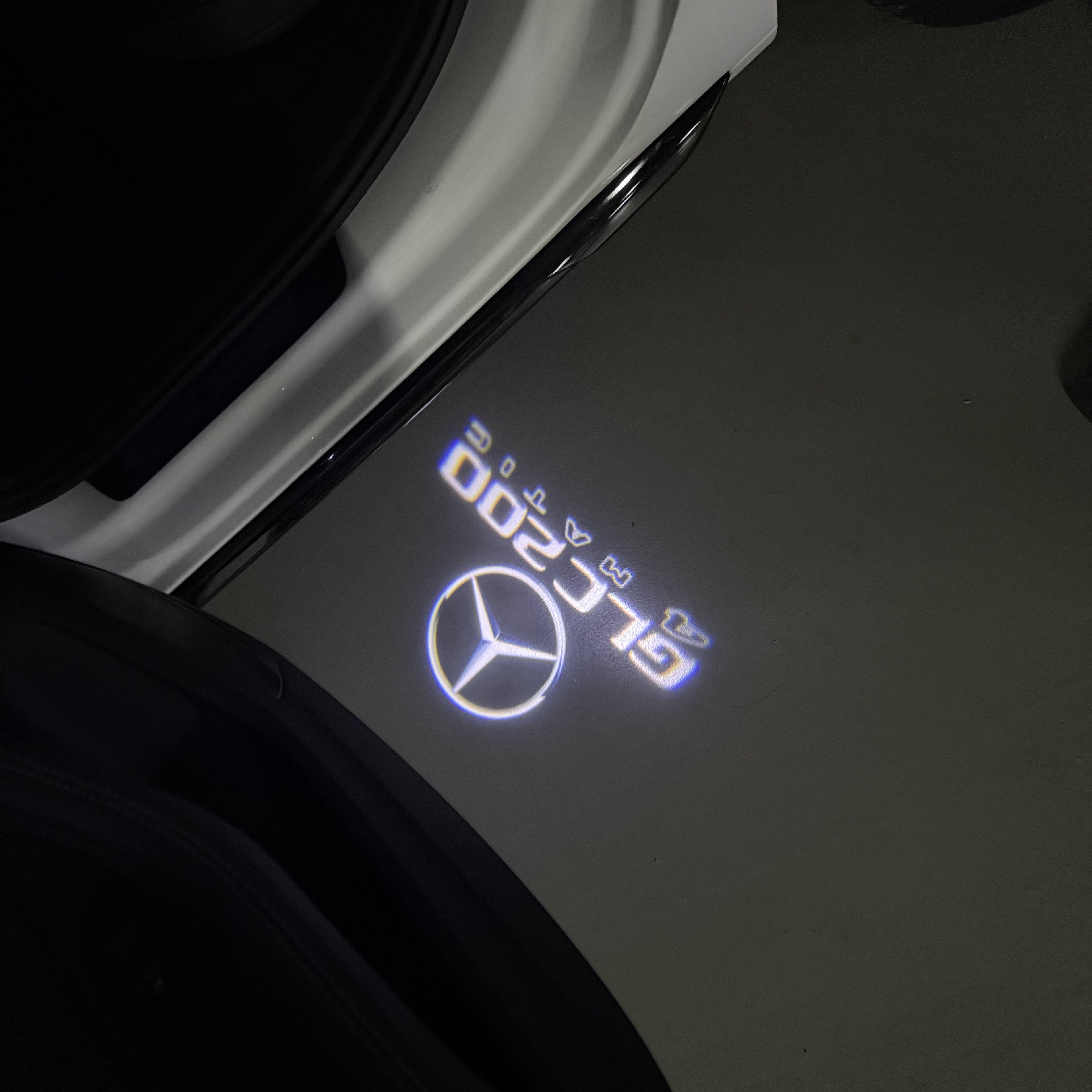 MERCEDES BENZ GLC 200 LOGO PROJECTOR LIGHTS  (quantity 1 = 1 sets/2 door lights)Nr.03f035