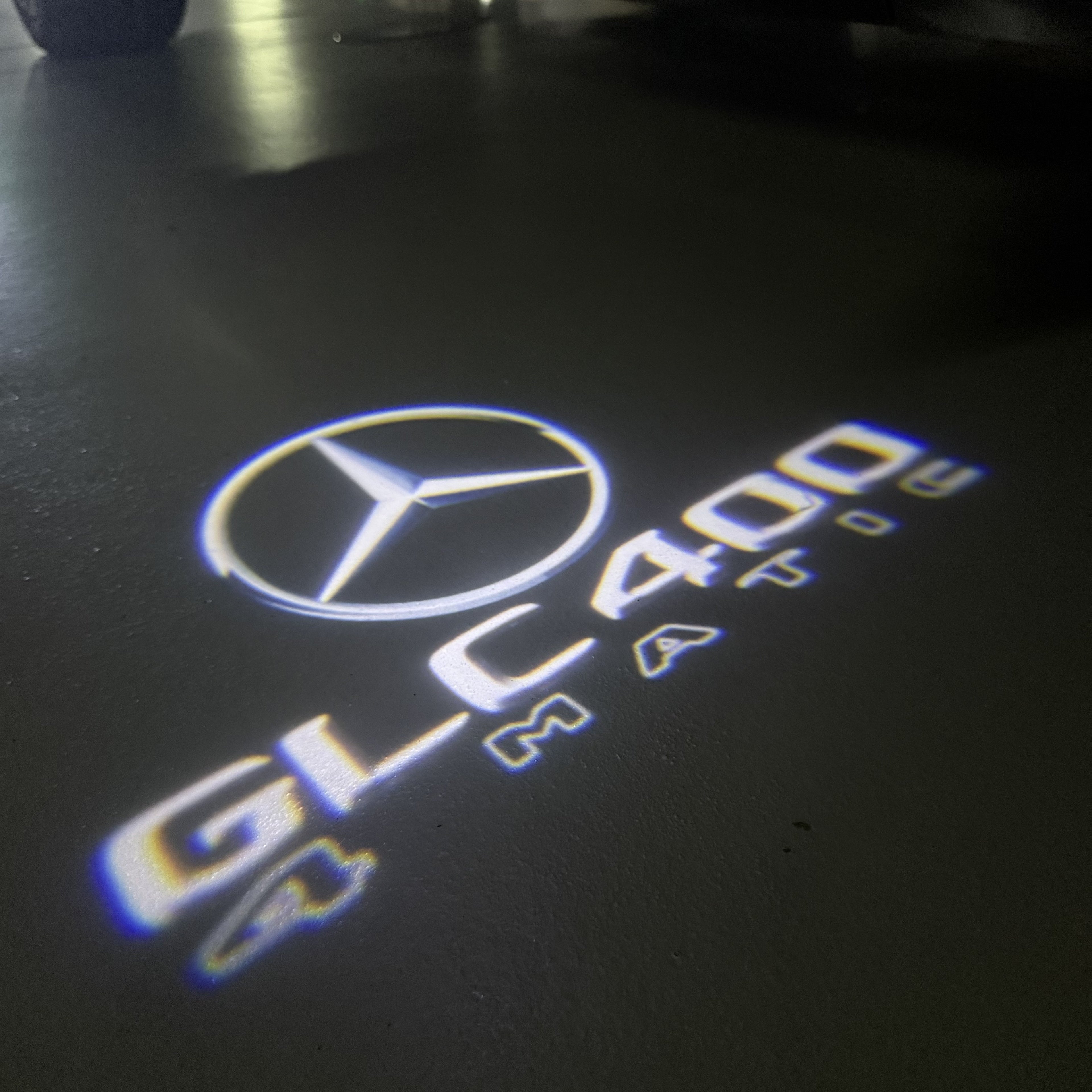 MERCEDES BENZ GLC 400 LOGO PROJECTOR LIGHTS  (quantity 1 = 1 sets/2 door lights)Nr.03f050