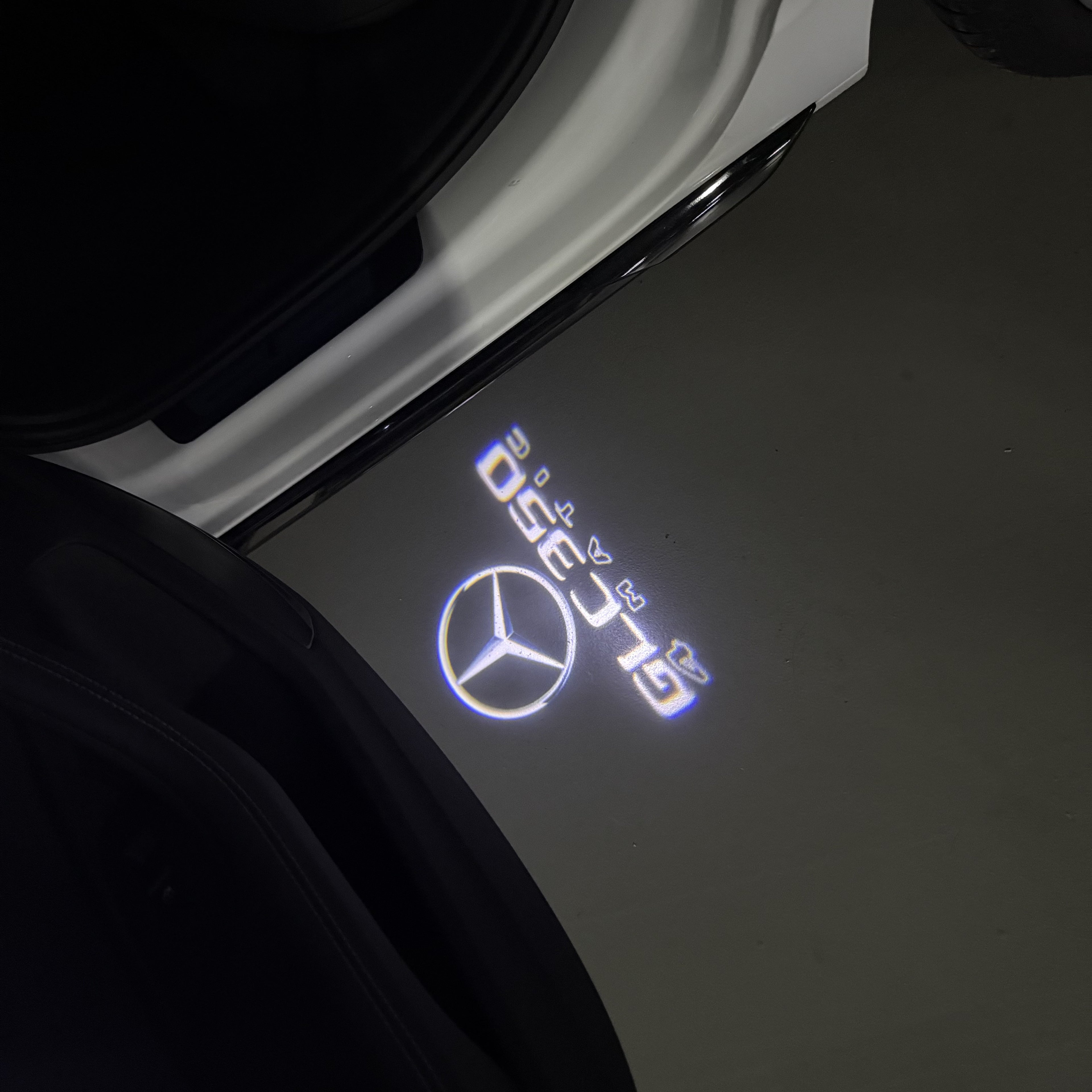 MERCEDES BENZ GLC 350 LOGO PROJECTOR LIGHTS  (quantity 1 = 1 sets/2 door lights)Nr.03f047