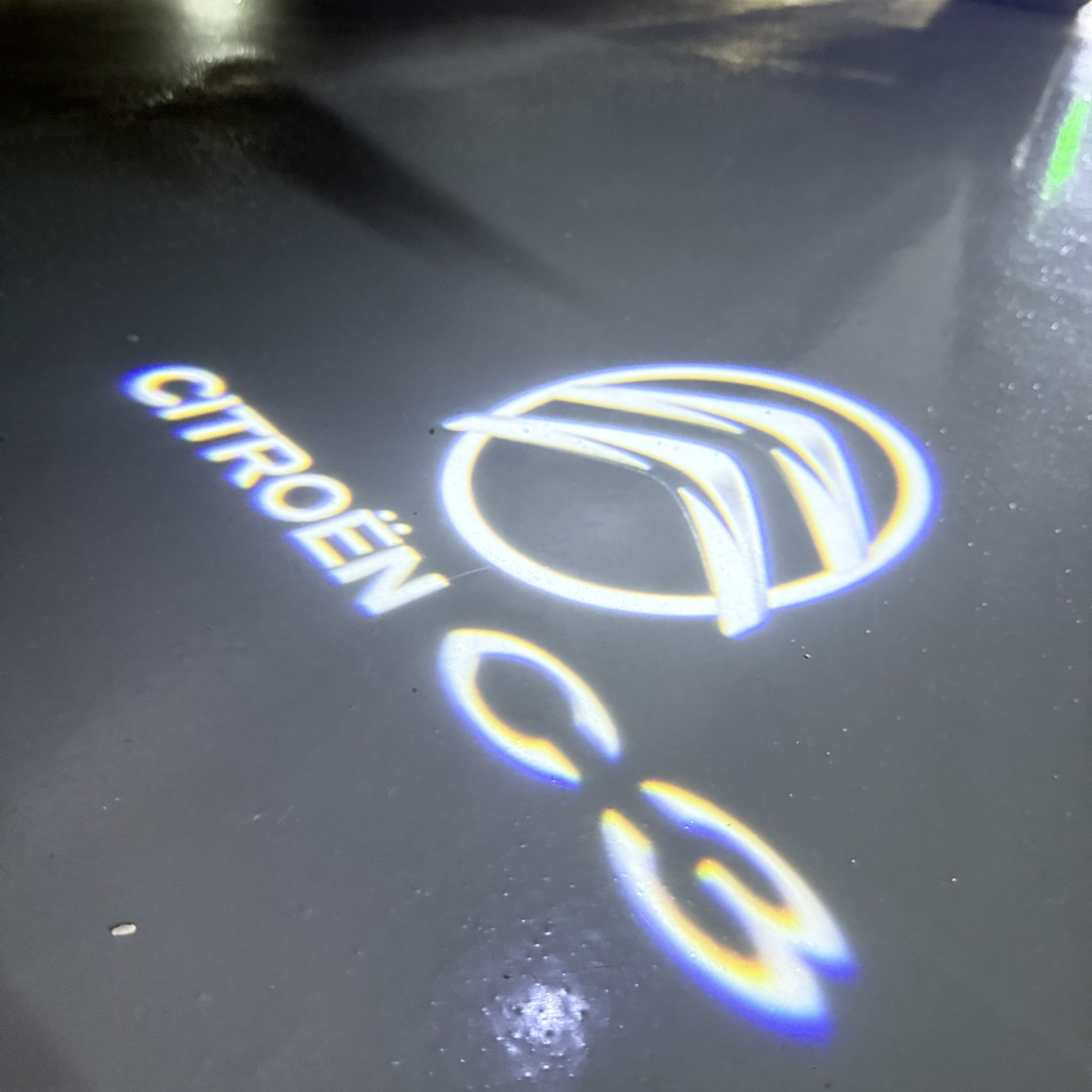 CITROËN C3  LOGO PROJECTOT LIGHTS (quantity 1 = 1 sets/2 door lights) Nr.6024q0t0151