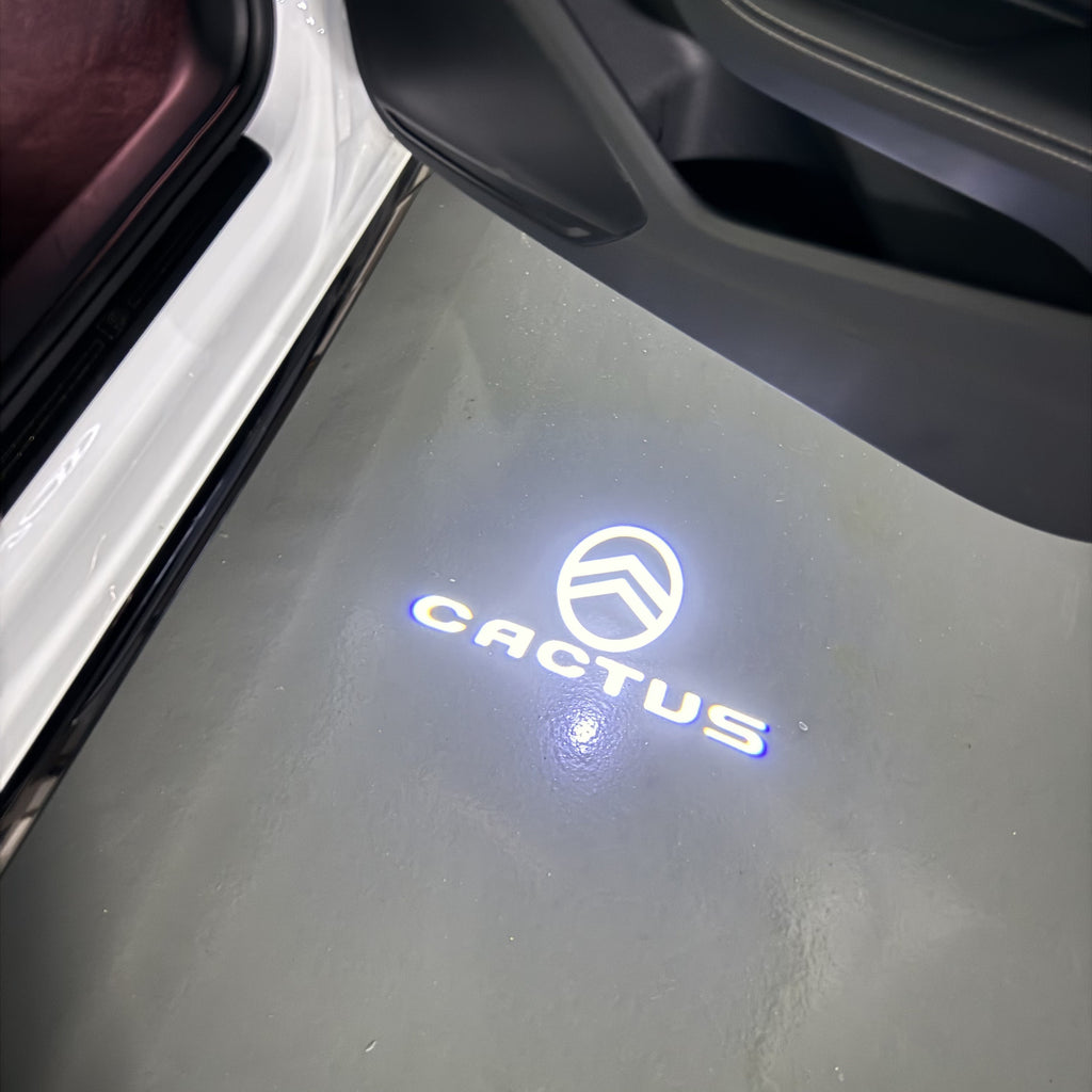 BMW M3 LOGO PROJECTOR LIGHTS Nr.24 (الكمية 1 = 1 مجموعة / 2 أضواء باب)