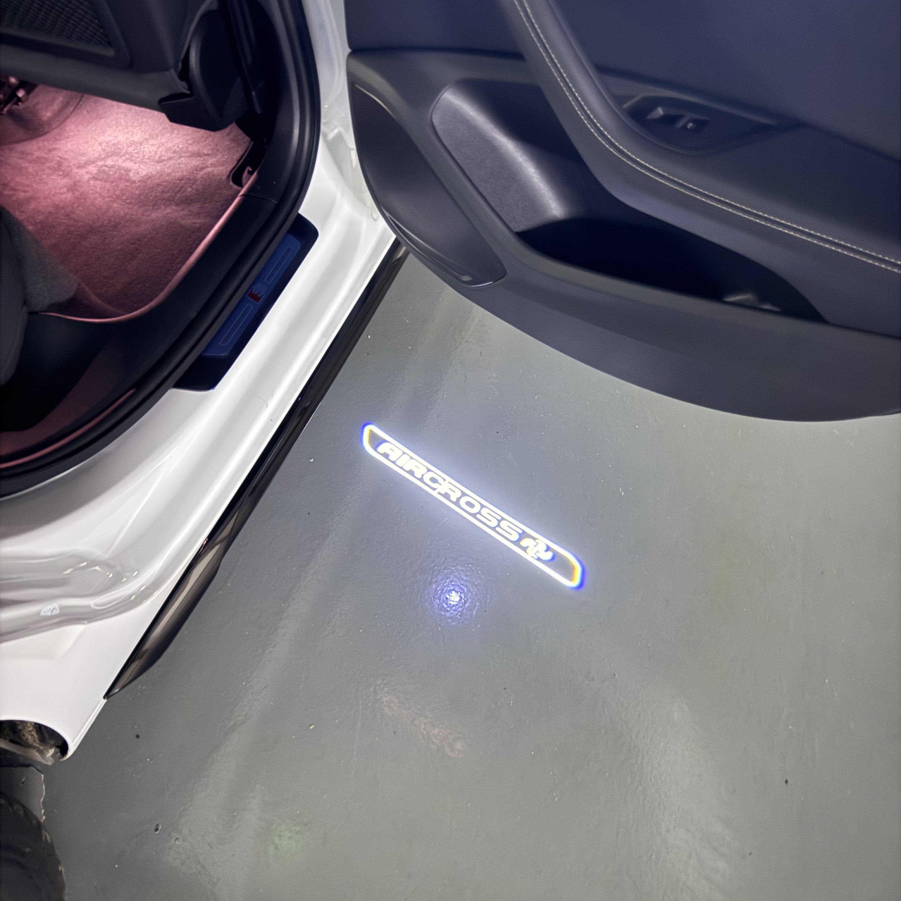 CITROËN AIRCROSS  LOGO PROJECTOT LIGHTS (quantity 1 = 1 sets/2 door lights) Nr.6024q0t0130