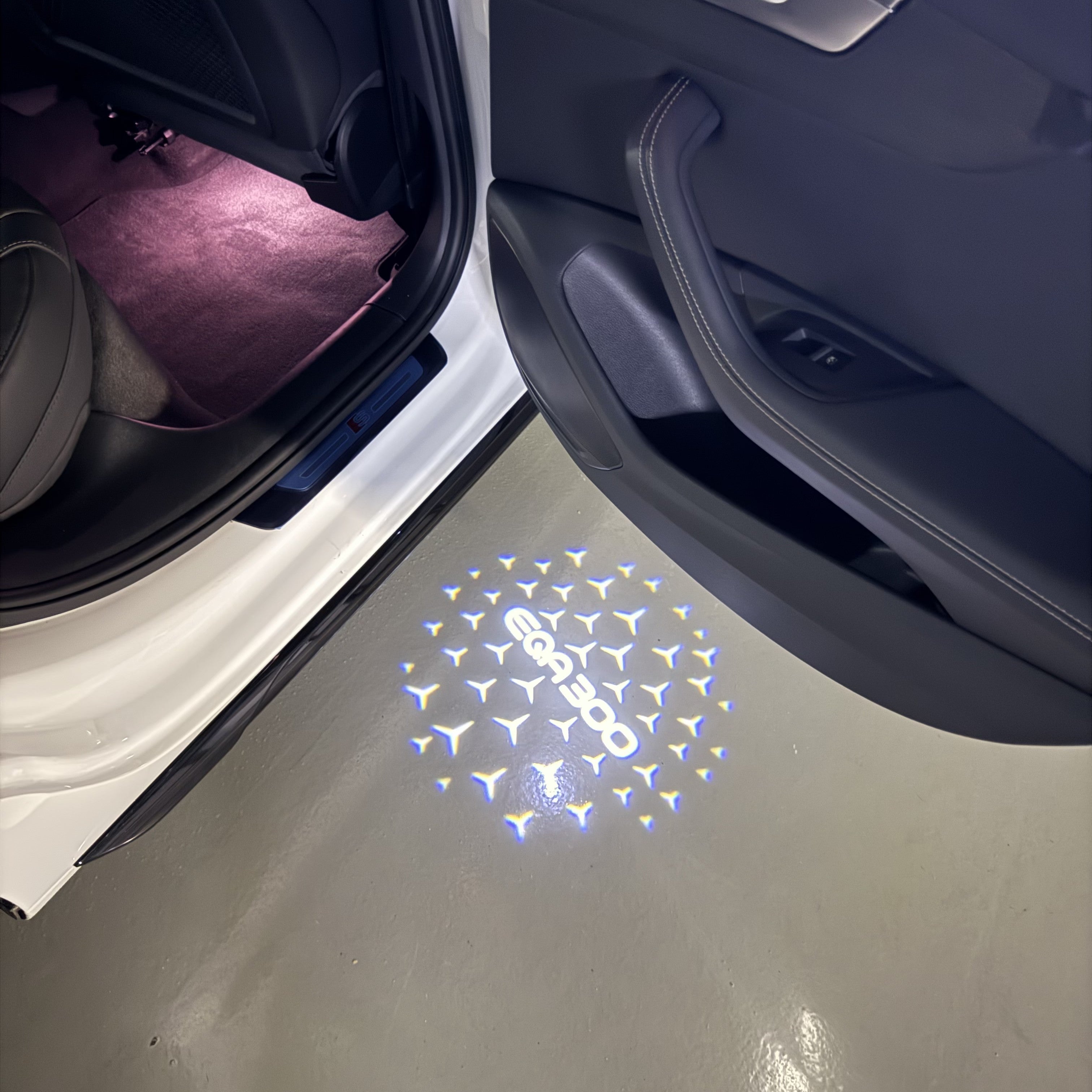 MERCEDES BENZ EQA 300 LOGO PROJECTOR LIGHTS  (quantity 1 = 1 sets/2 door lights)Nr.03f08