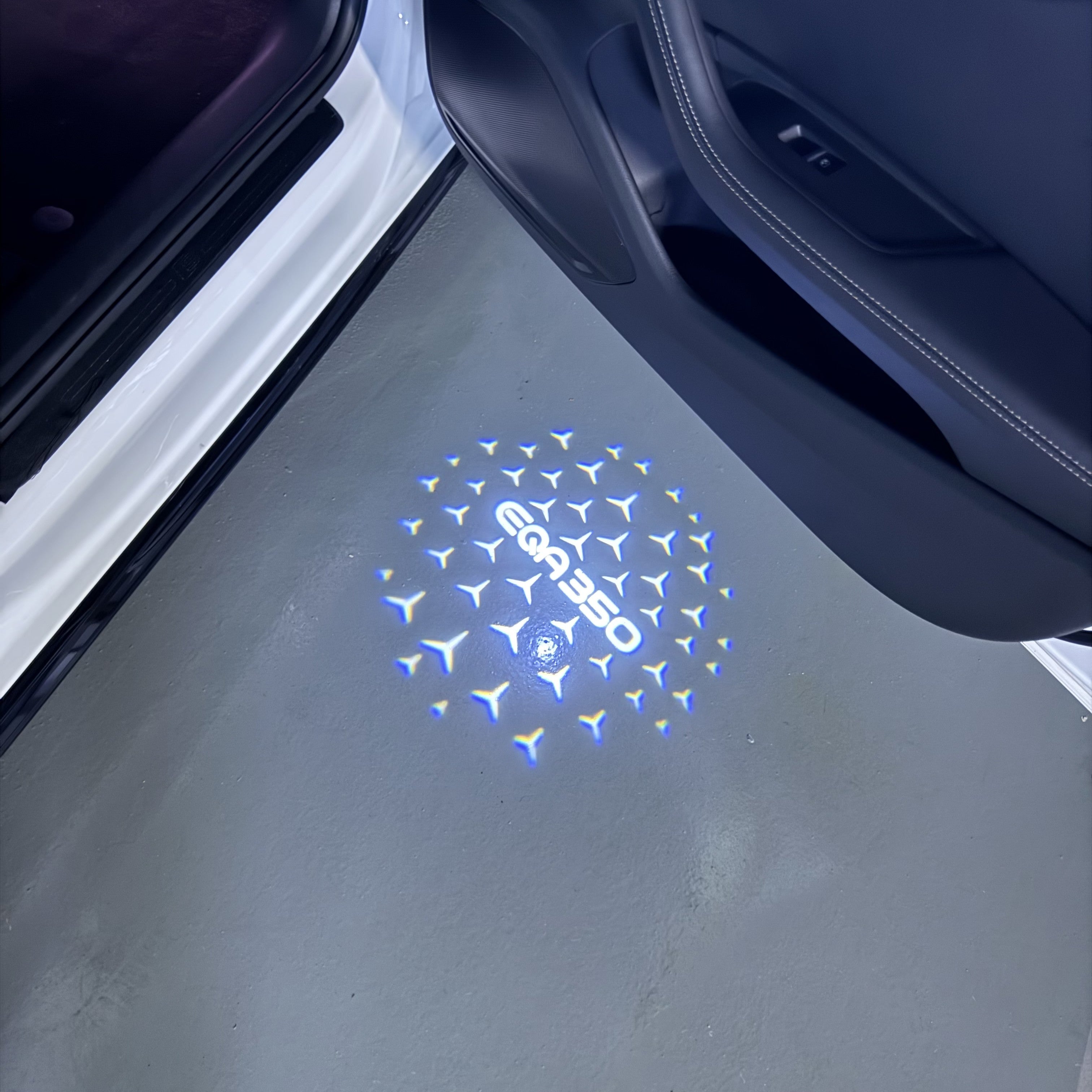 MERCEDES BENZ EQA 350 LOGO PROJECTOR LIGHTS  (quantity 1 = 1 sets/2 door lights)Nr.03f011