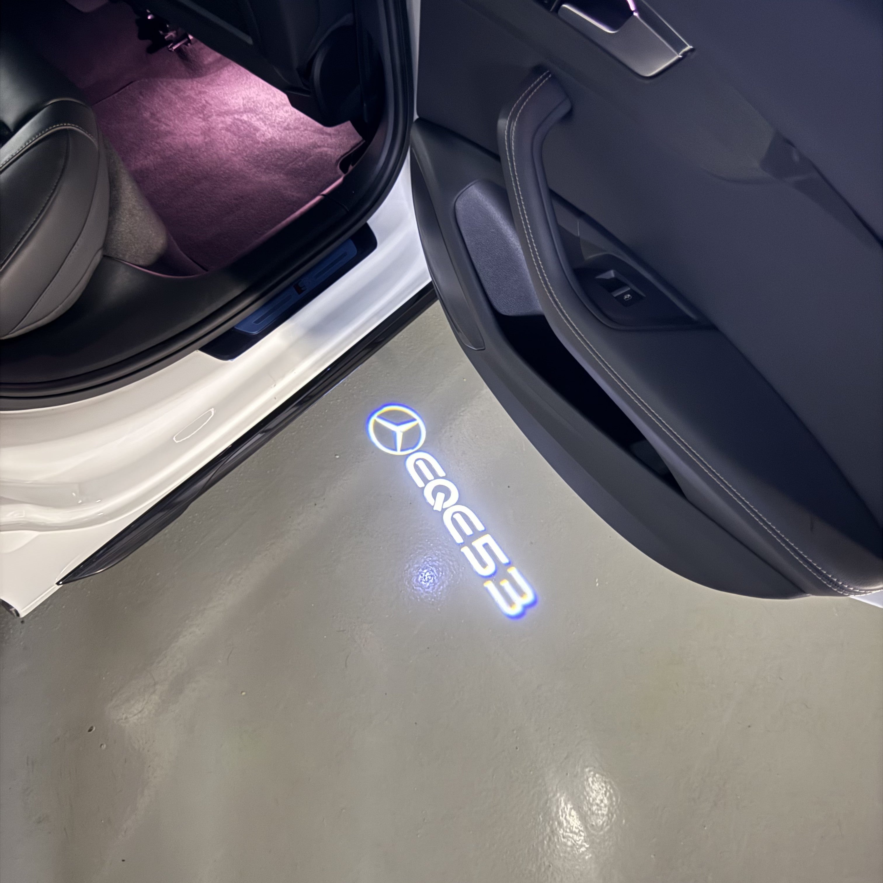 MERCEDES BENZ EQE 53  LOGO PROJECTOR LIGHTS  (quantity 1 = 1 sets/2 door lights)Nr.03f012