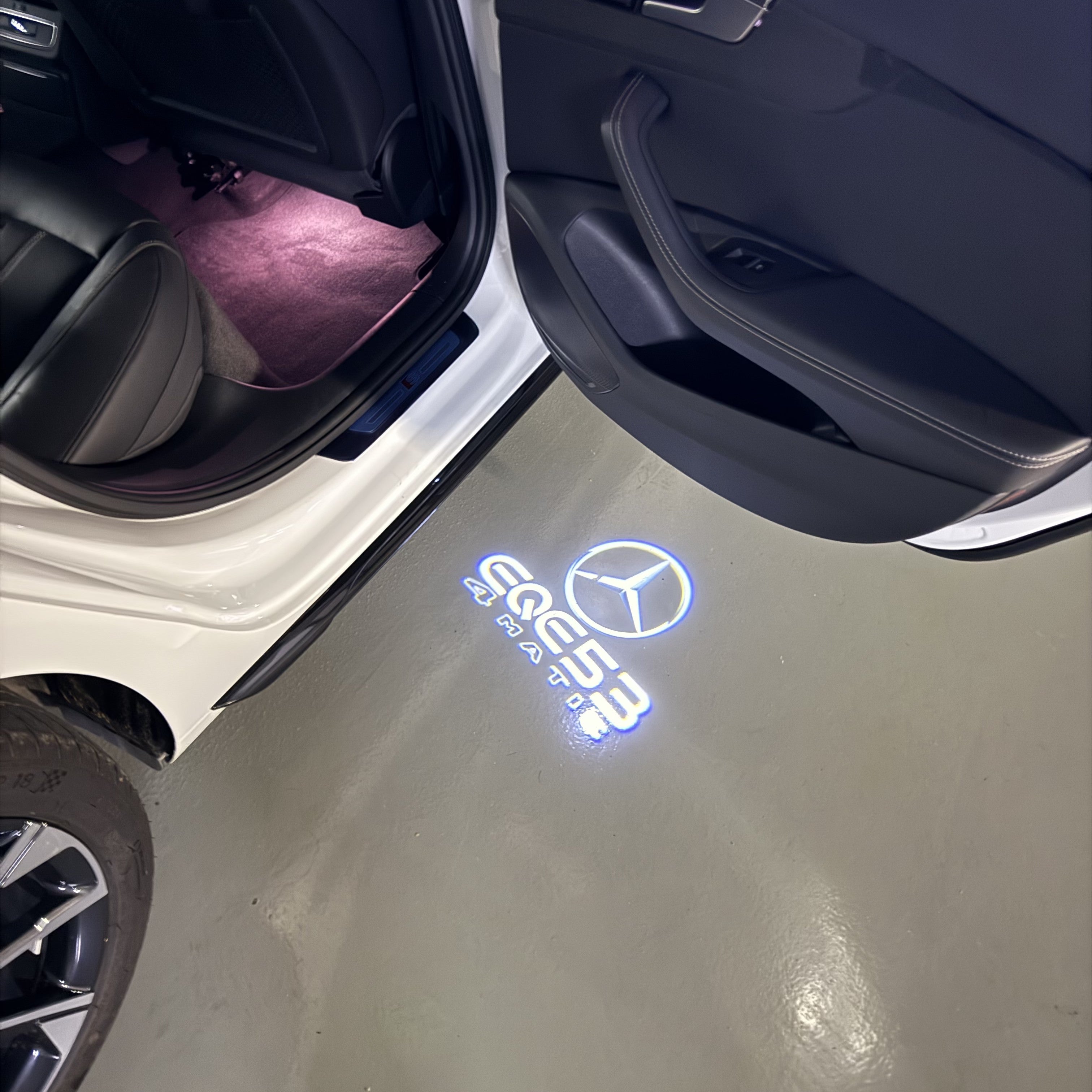 MERCEDES BENZ EQE 53  LOGO PROJECTOR LIGHTS  (quantity 1 = 1 sets/2 door lights)Nr.03f011