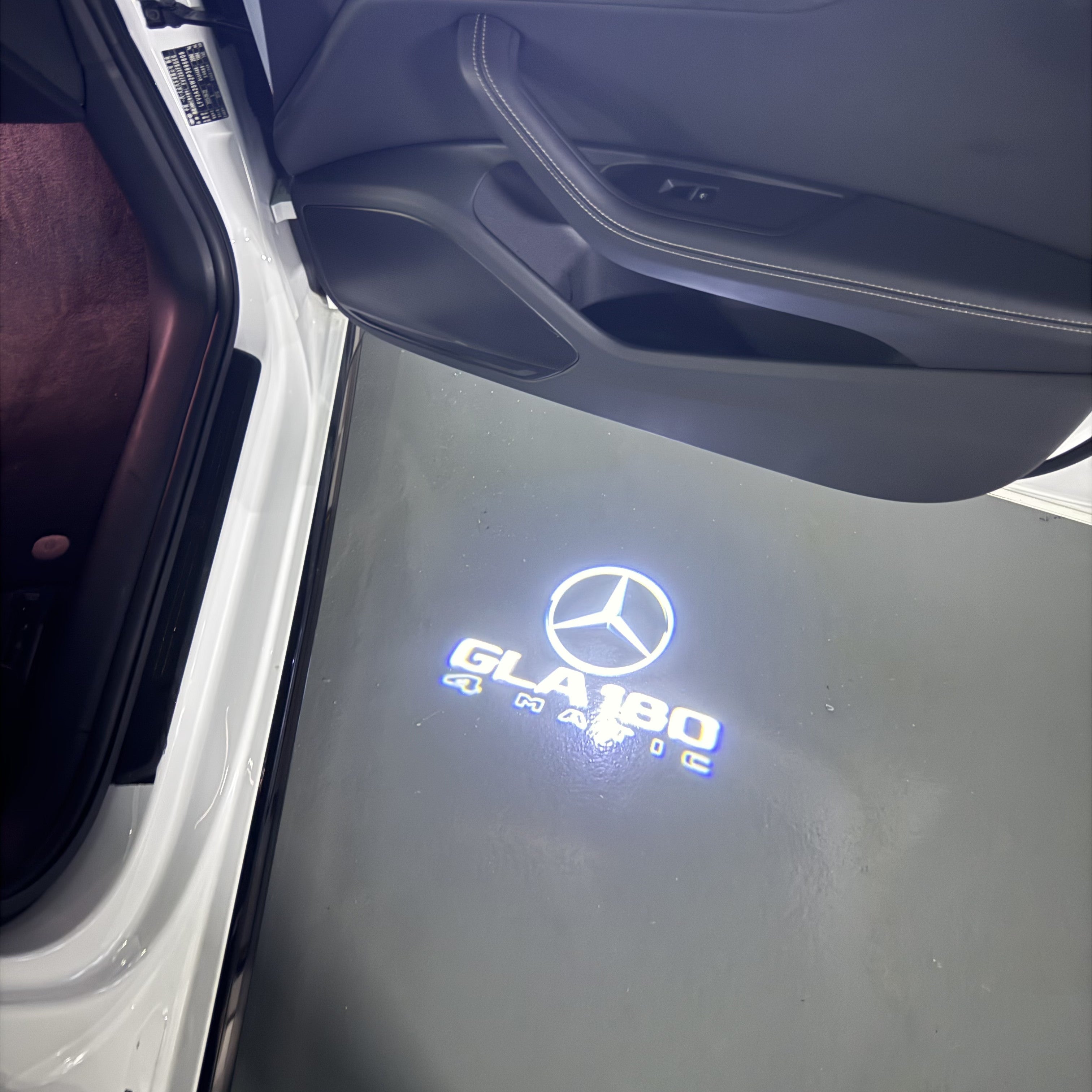 MERCEDES BENZ GLA 180 LOGO PROJECTOR LIGHTS  (quantity 1 = 1 sets/2 door lights)Nr.03f013