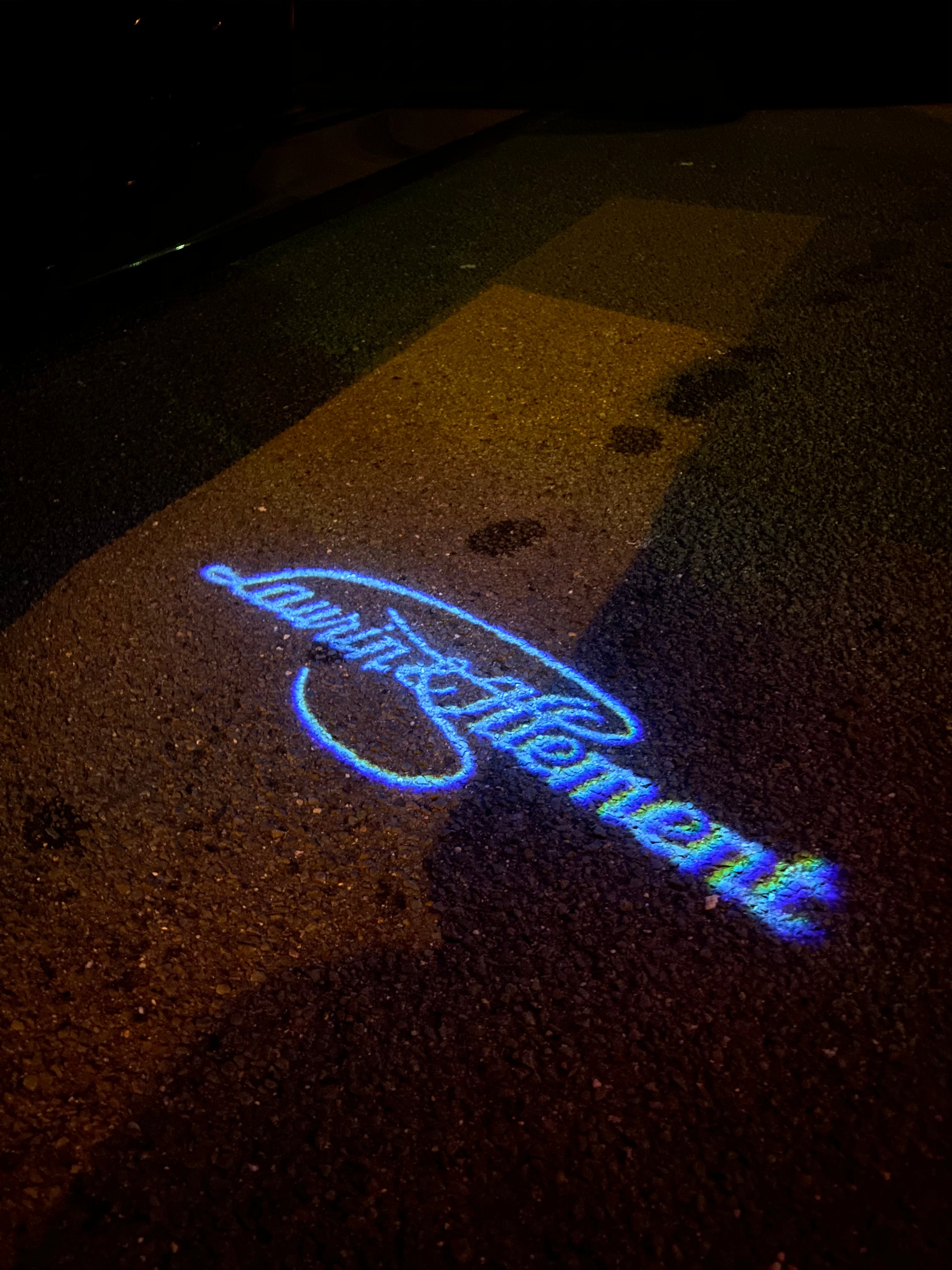 SKODA Laurin & Klement LOGO LOGO PROJECTOR LIGHTS Nr.19 (الكمية 1 = 2 فيلم شعار / 2 أضواء باب)