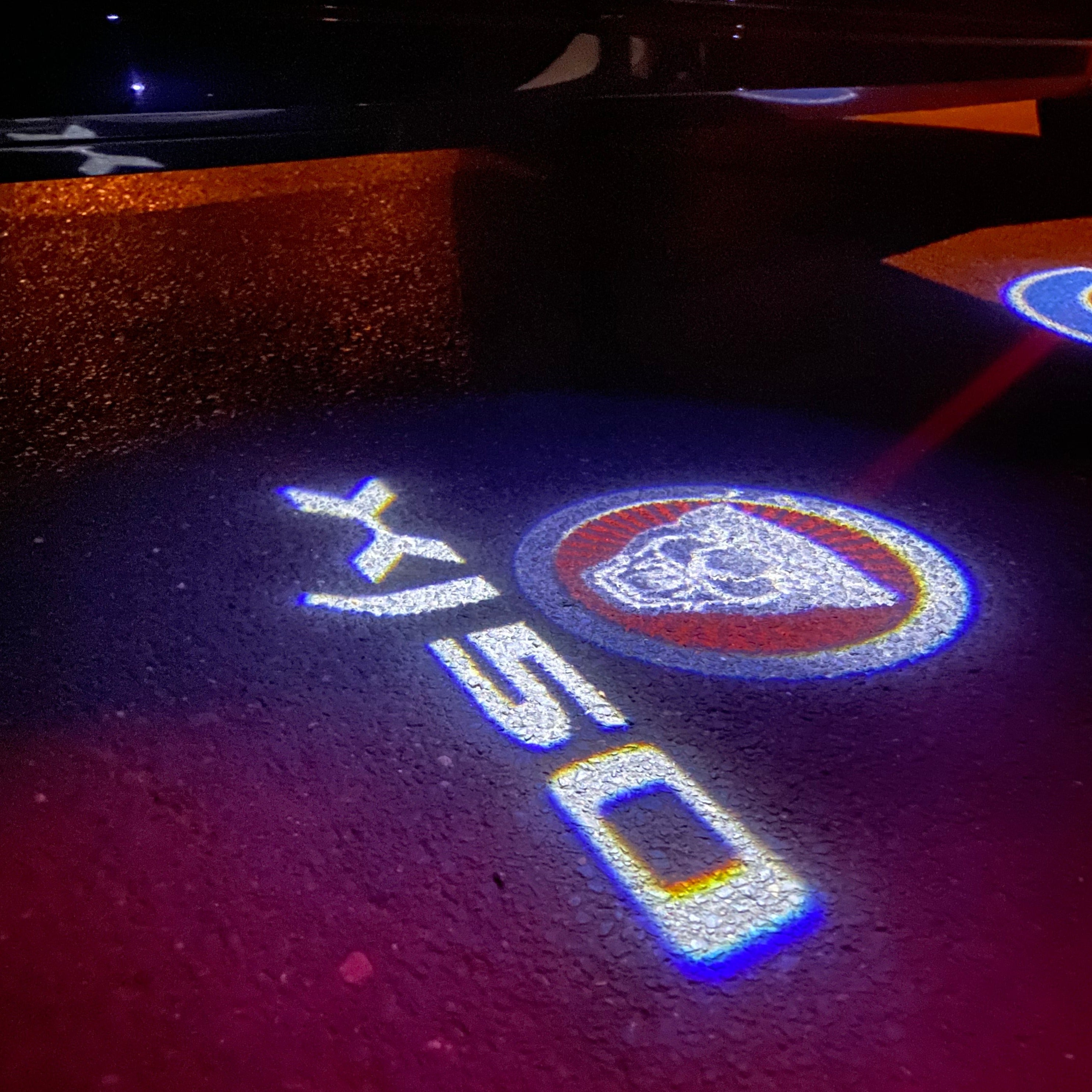 أضواء بروجكتور شعار جاكوار عدد 103 (الكمية 1 = 1 مجموعة / 2 أضواء باب)