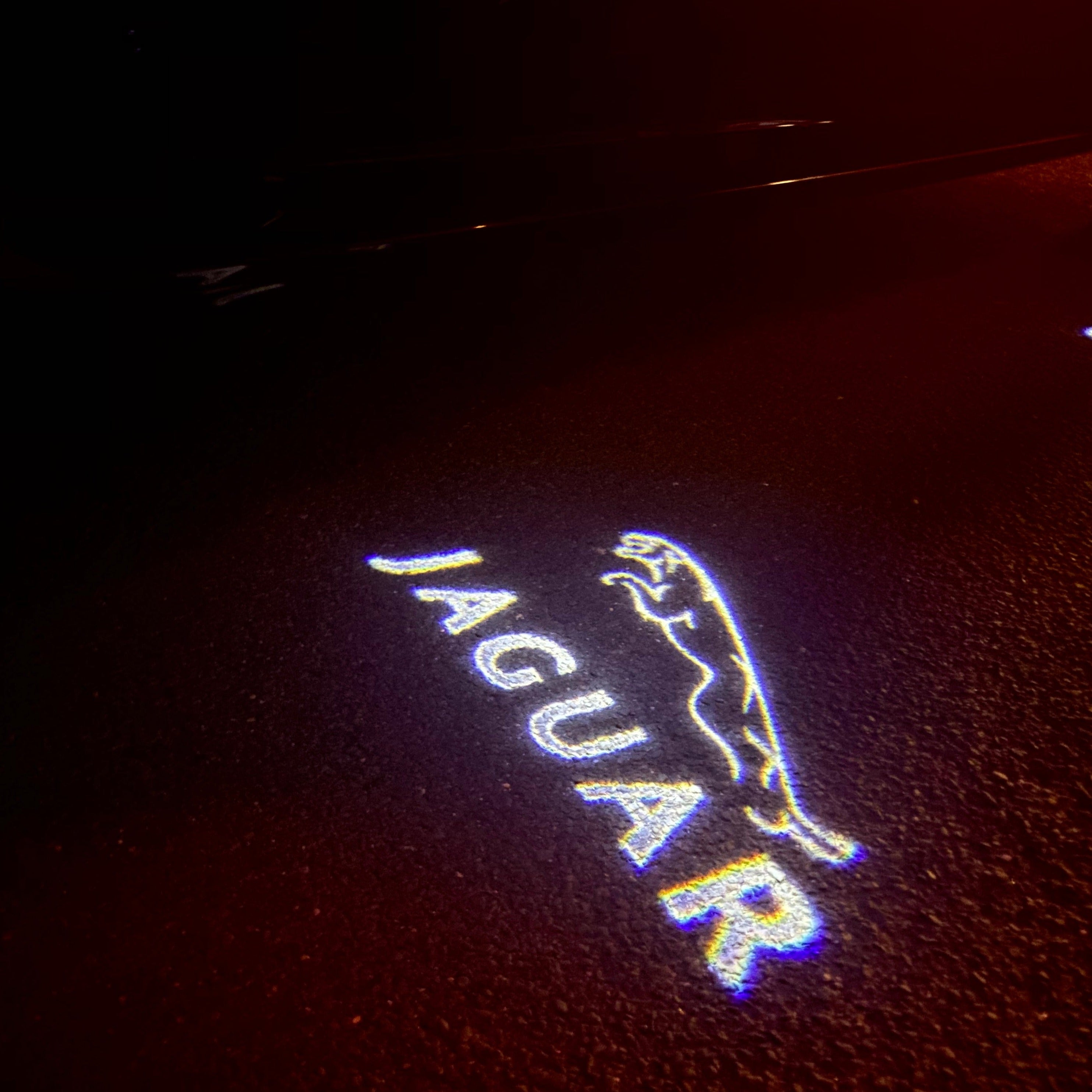 JAGUAR LOGO PROJECROTR LIGHTS Nr.05 (الكمية 1 = 1 مجموعة / 2 أضواء باب)